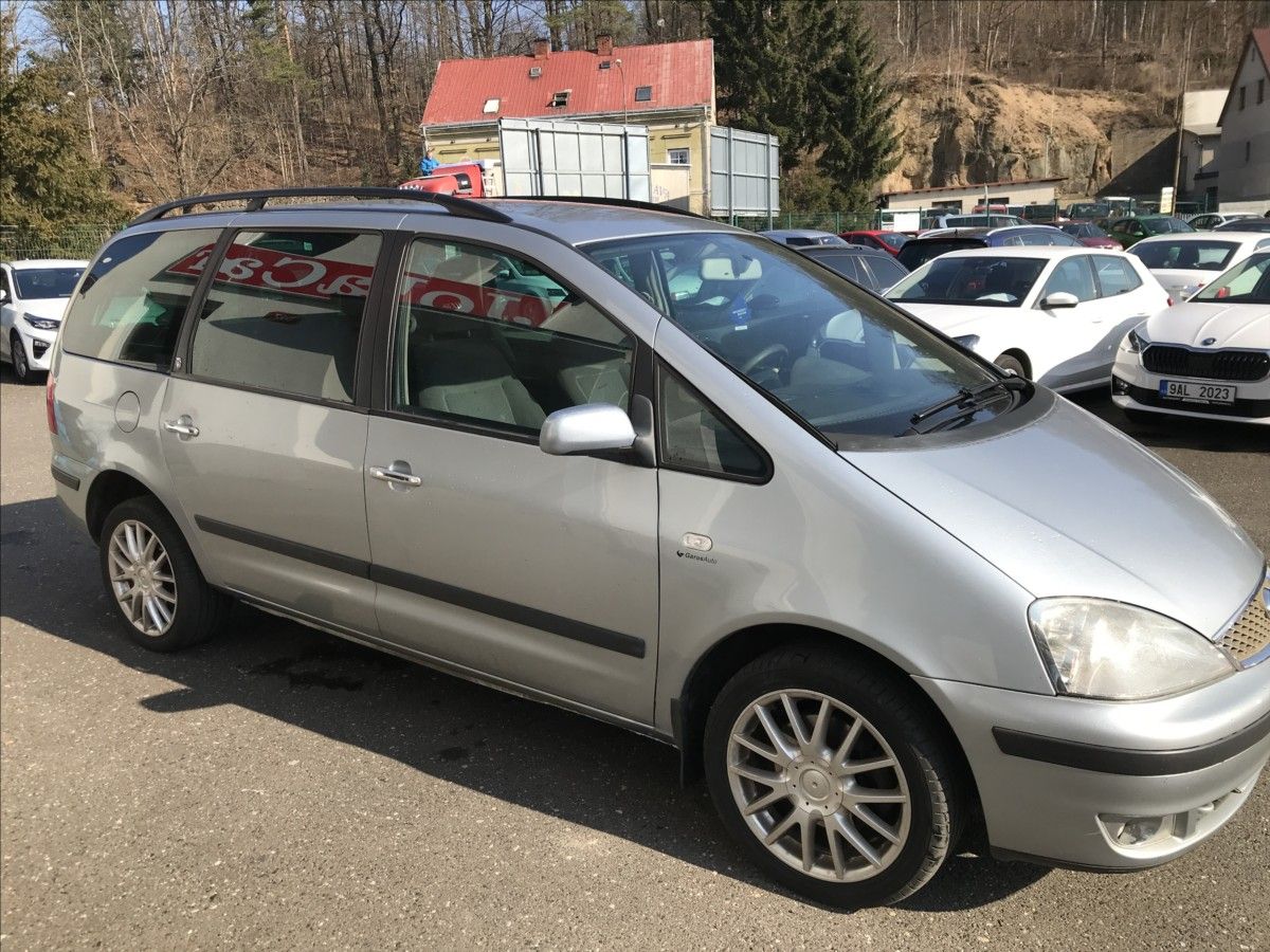 Ford Galaxy, 1,9 TDi 96kW 7míst - fotka 4