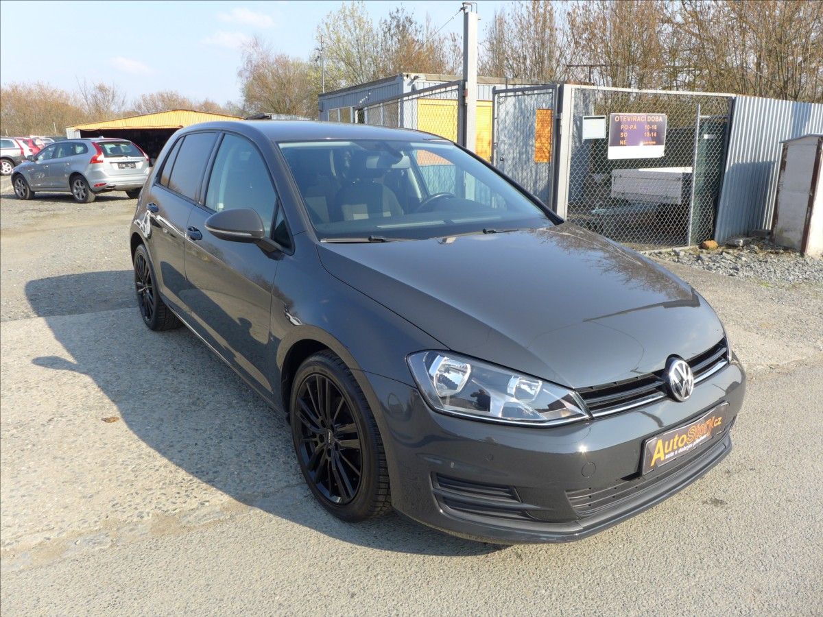 Volkswagen Golf, 1,2 TSI  HIGHLINE, 1.MAJITEL - fotka 4