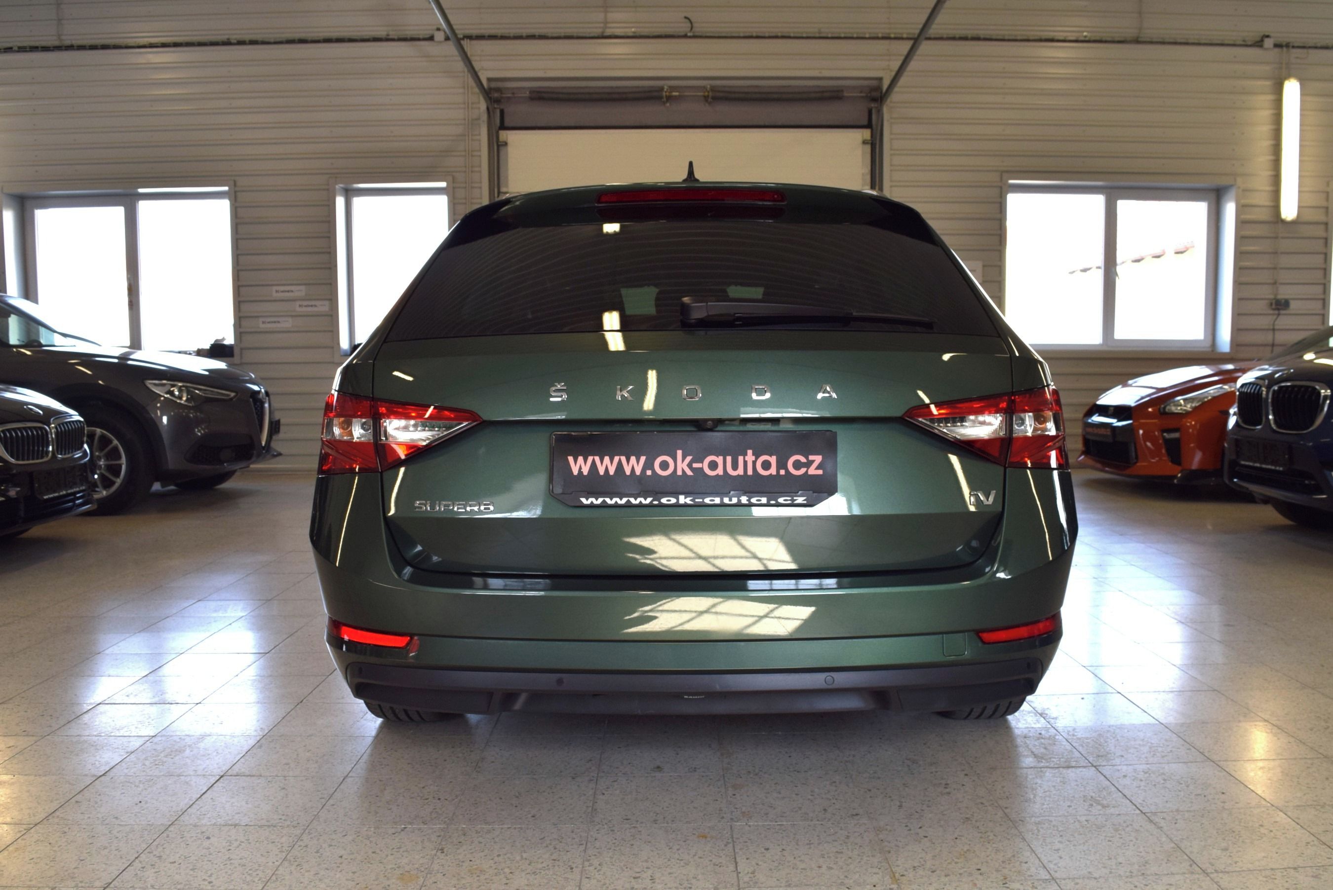 Škoda Superb, 1.4 TSI iV DSG 160 kW PRAV.SER - fotka 5