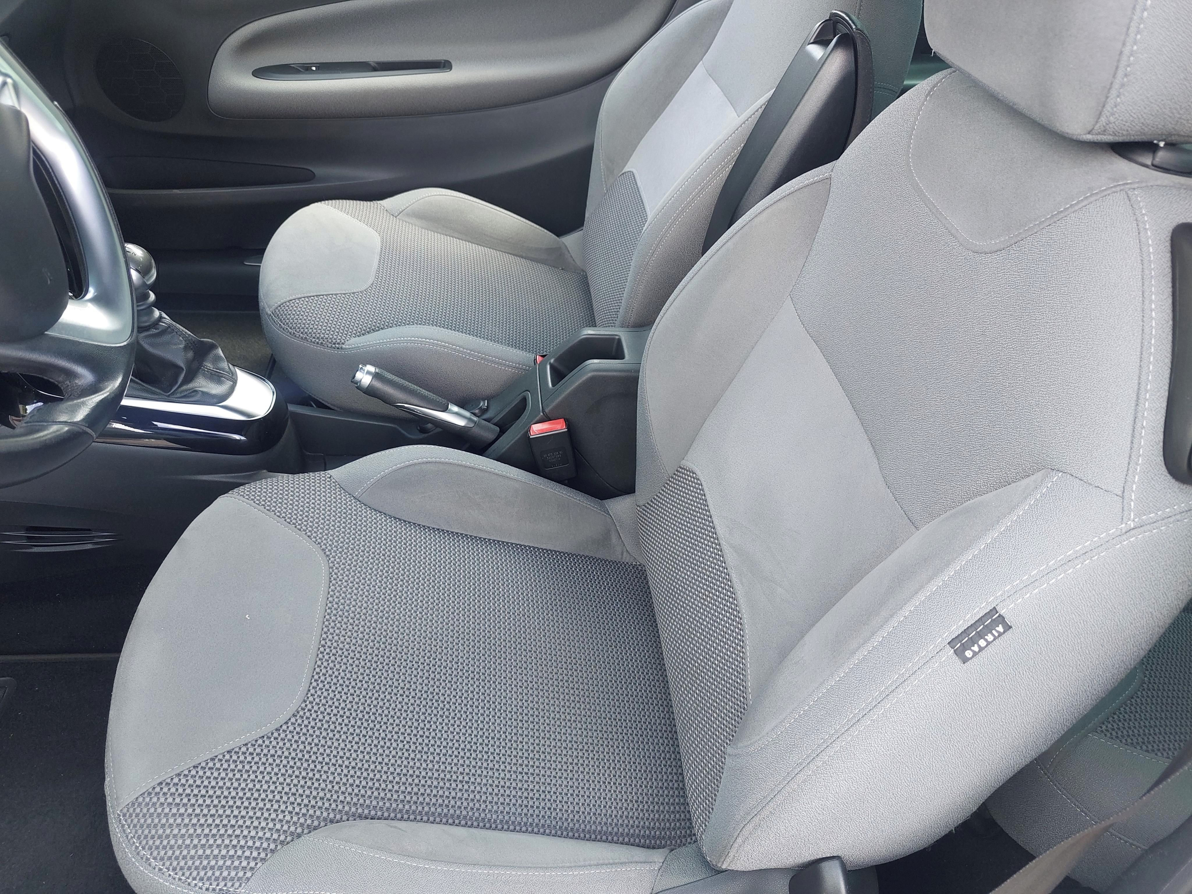 Citroën DS3, 1,6 blue HDI   120PS - fotka 6