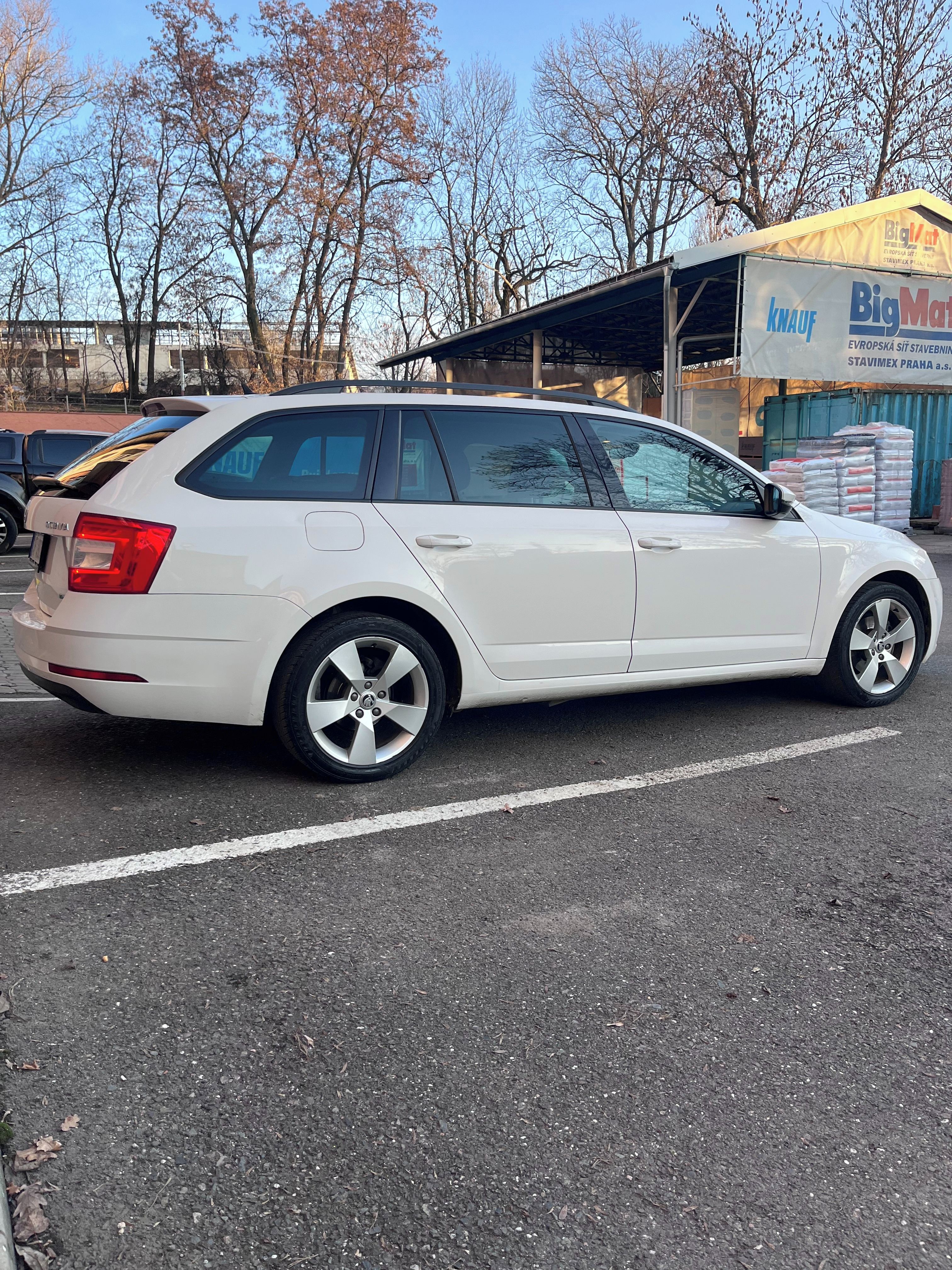 Škoda Octavia, 1.5 TSI G-TEC 96kW DSG DPH - fotka 4