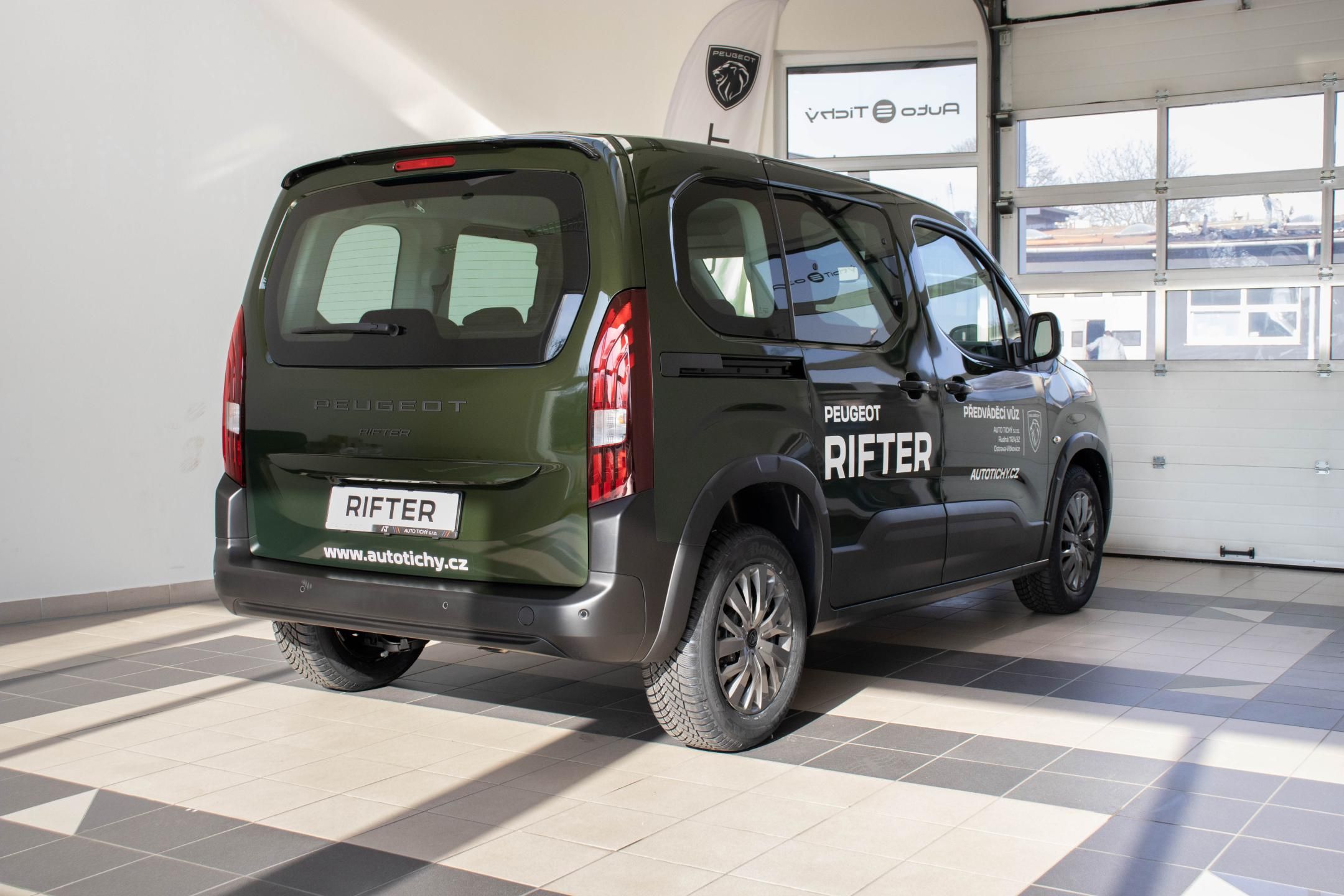 Peugeot Rifter, ALLURE PureTech 110 MAN6 - fotka 4