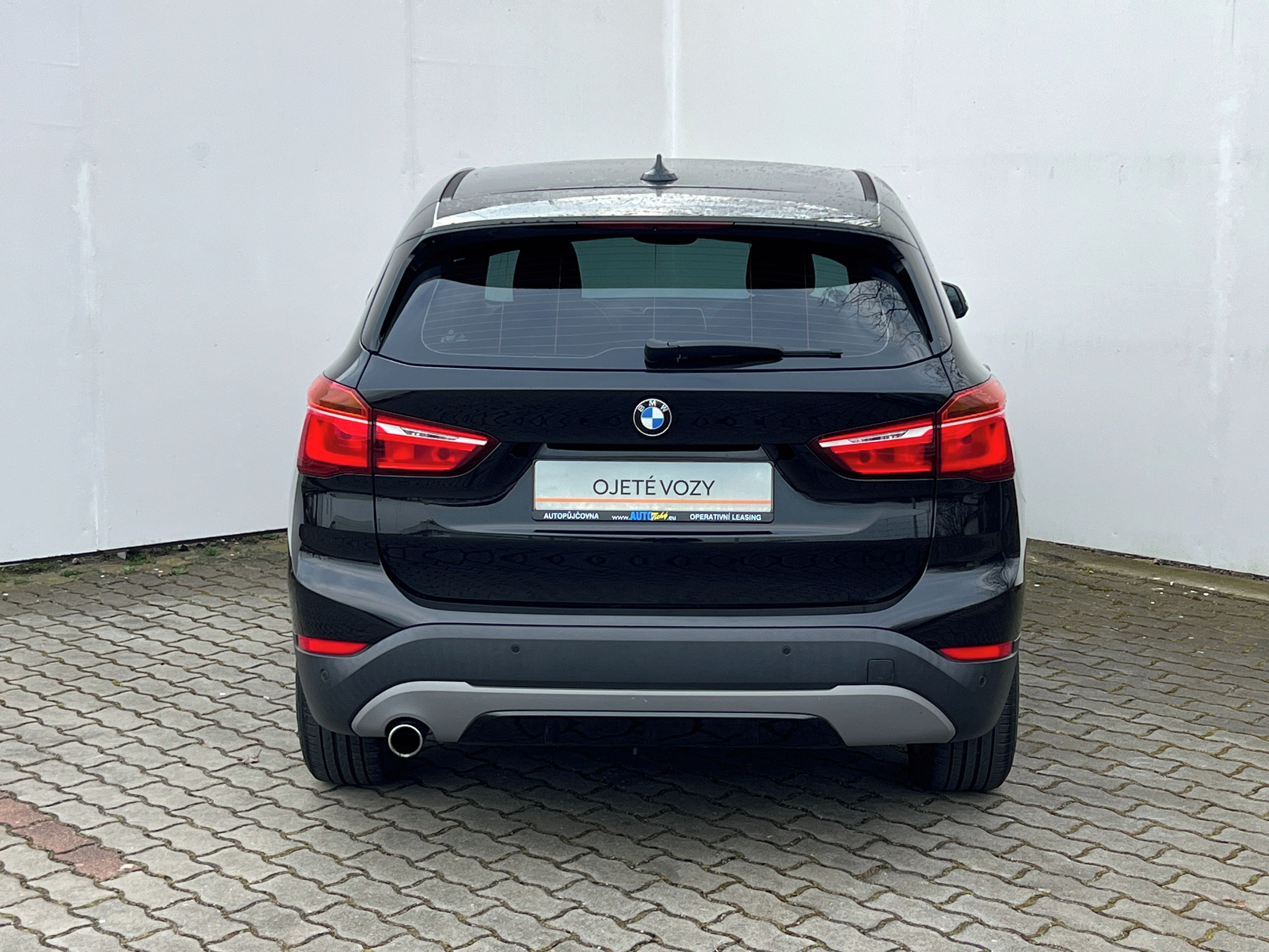 BMW X1, 2,0 TDI 110kW sDrive18d - fotka 6