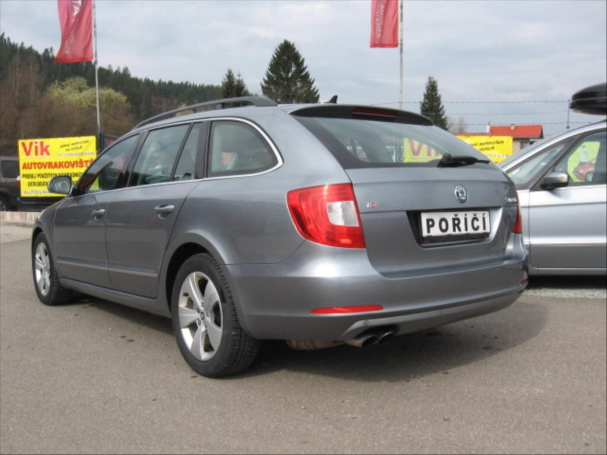 Škoda Superb, 2,0 DSG 125 kW - fotka 5