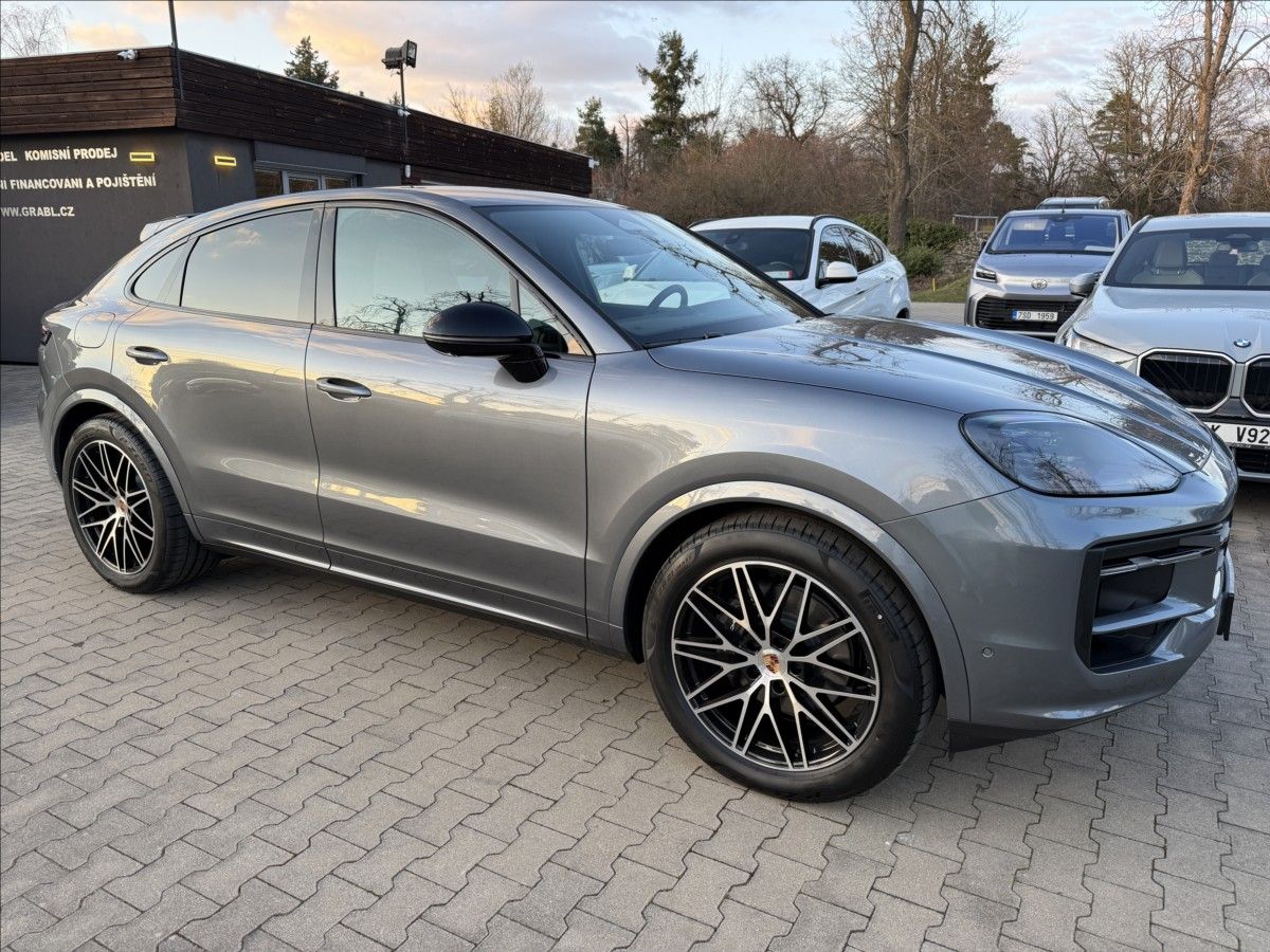Porsche Cayenne, E3 II Coupe Black Edition - fotka 4