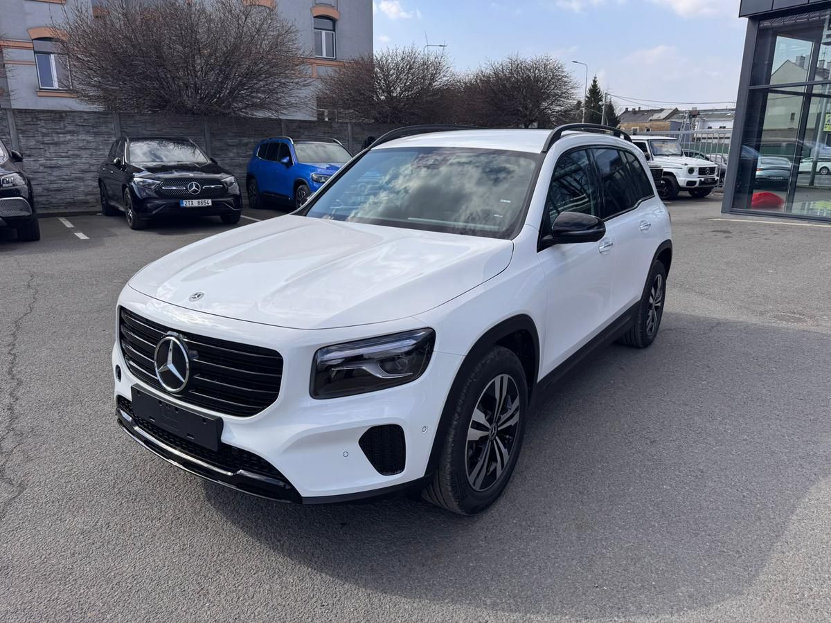 Mercedes-Benz GLB, 200 d 4MATIC - fotka 3
