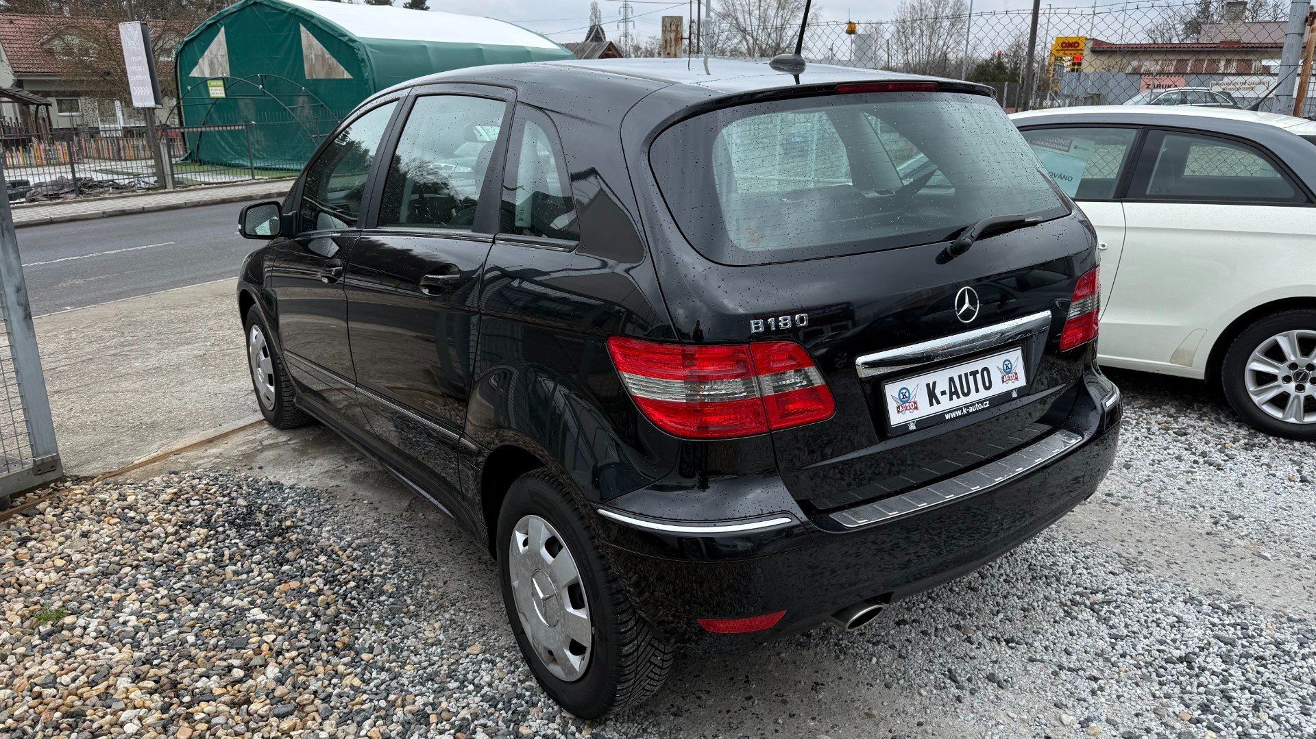Mercedes-Benz Třídy B, B180i 85kW *Klima*PDC* - fotka 6