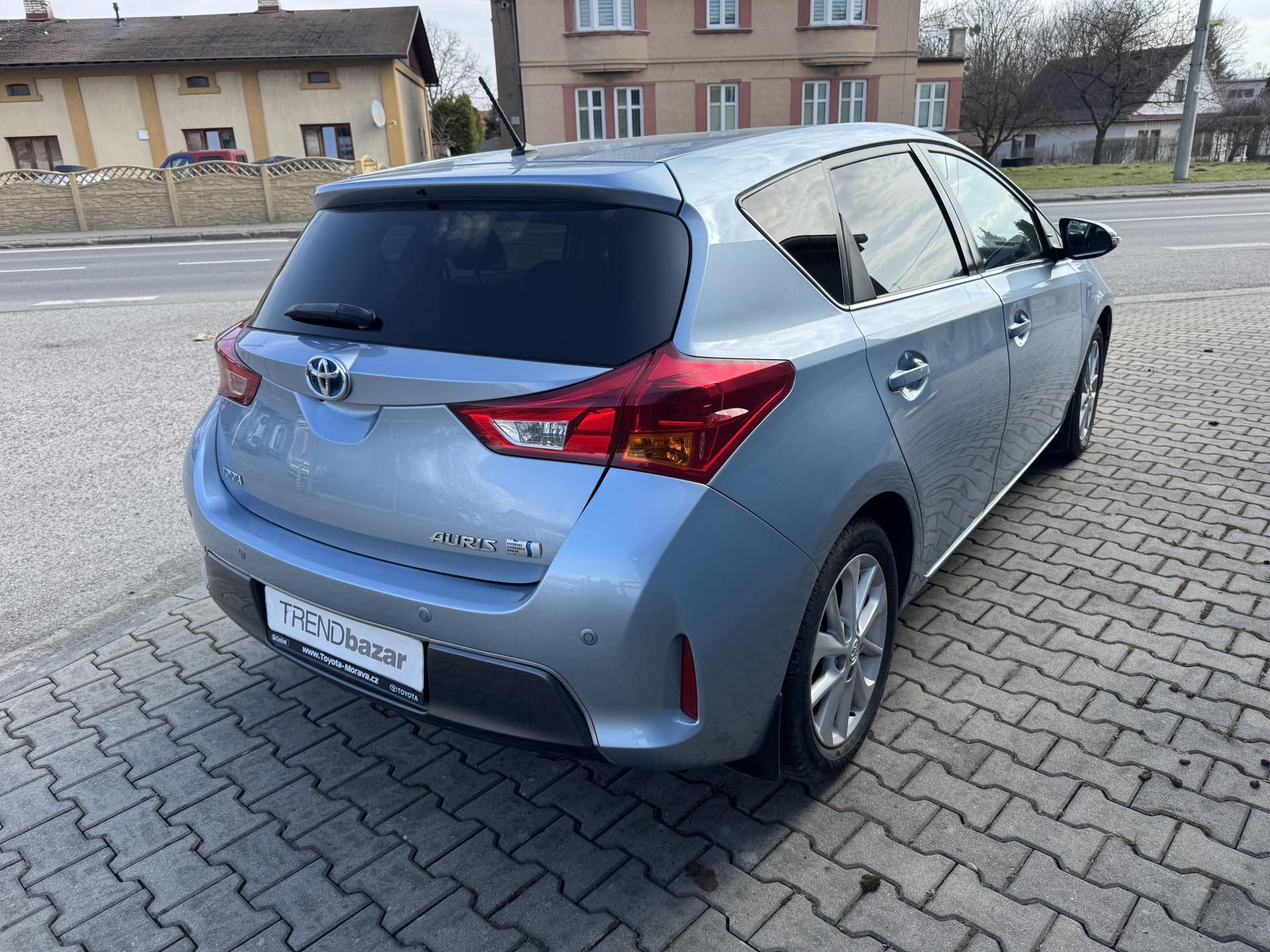 Toyota Auris, 1,8HYBRID STYLE, ČR - fotka 3