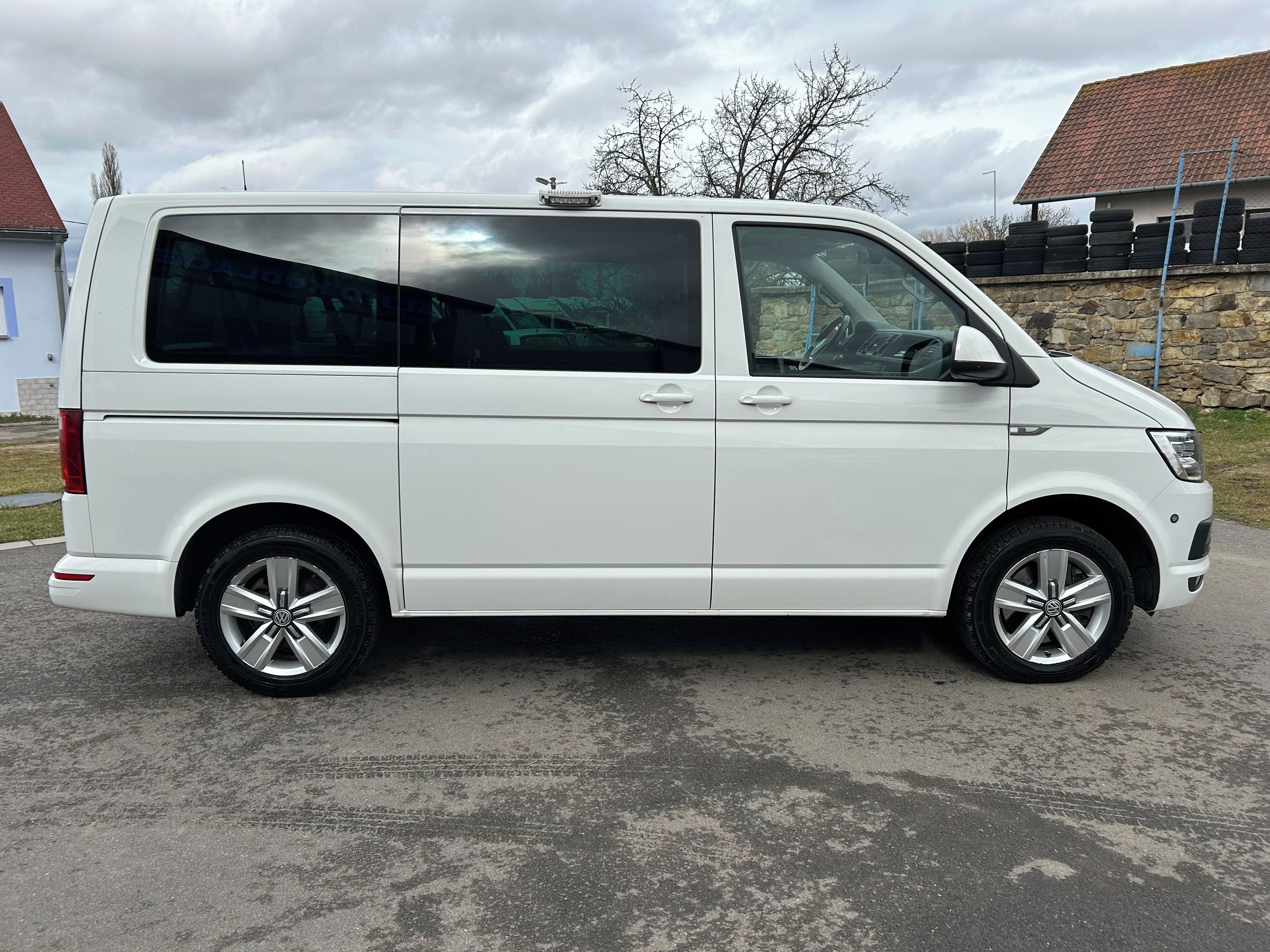 Volkswagen Caravelle, T6 - 2.0 TDI - 146kW 4x4 - fotka 4