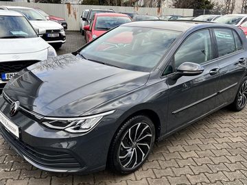 VW Golf 1.5 TSi, 6M/T