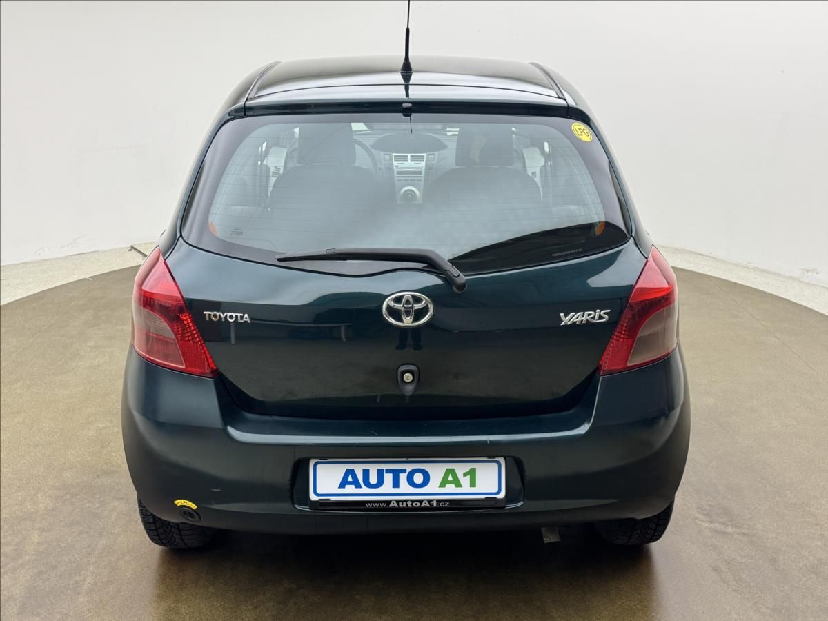 Toyota Yaris, 1,3 64kW KLIMA ČR ZÁNOVNÍ LPG - fotka 5
