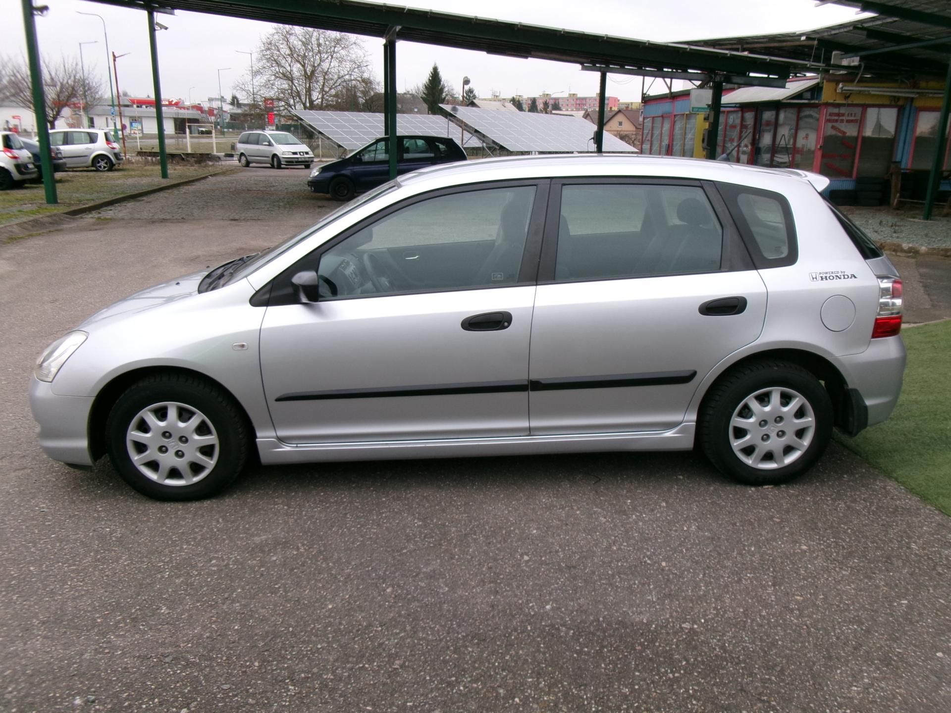 Honda Civic, 1.4i 66kw,CZ,klima - fotka 4