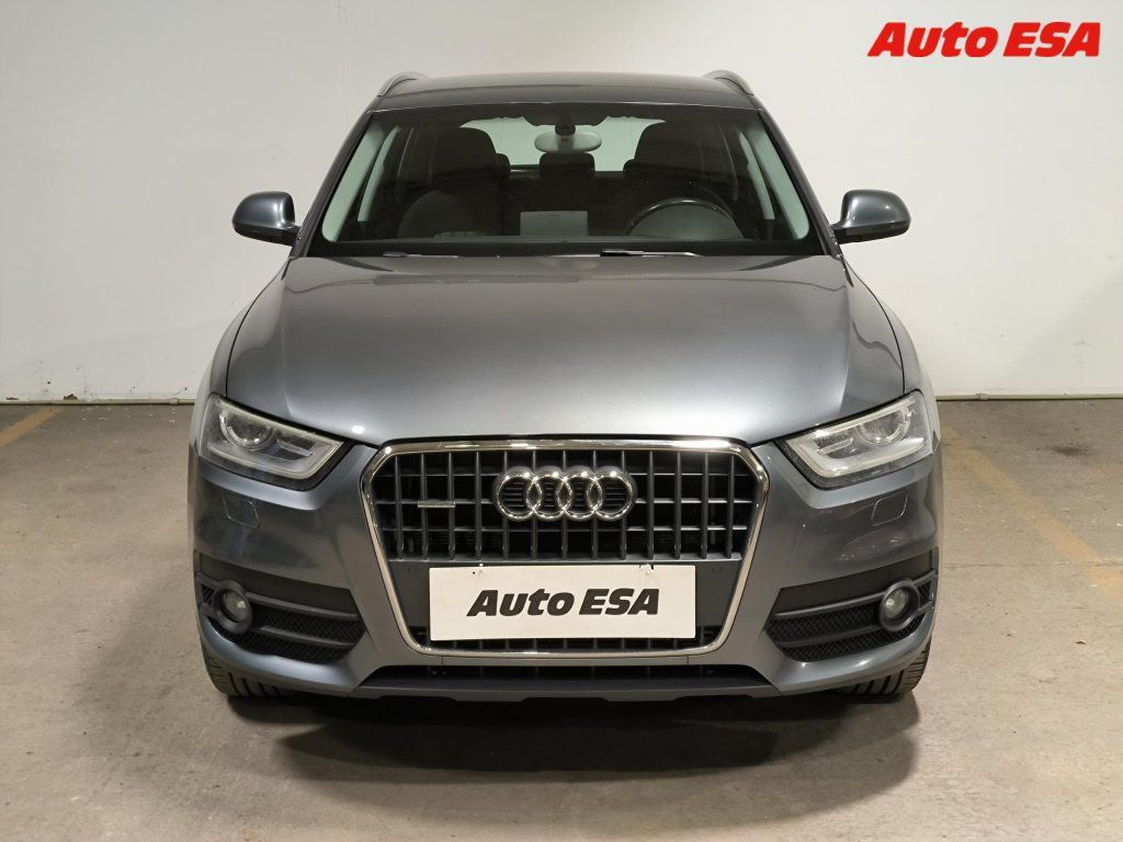 Audi Q3, 2.0TDI Quattro,AT,xenon - fotka 2
