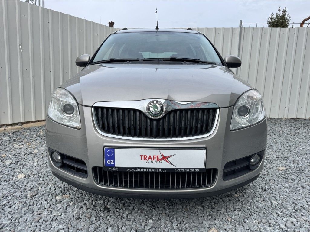 Škoda Roomster, 1,2 HTP STYLE 1.maj původ ČR - fotka 2