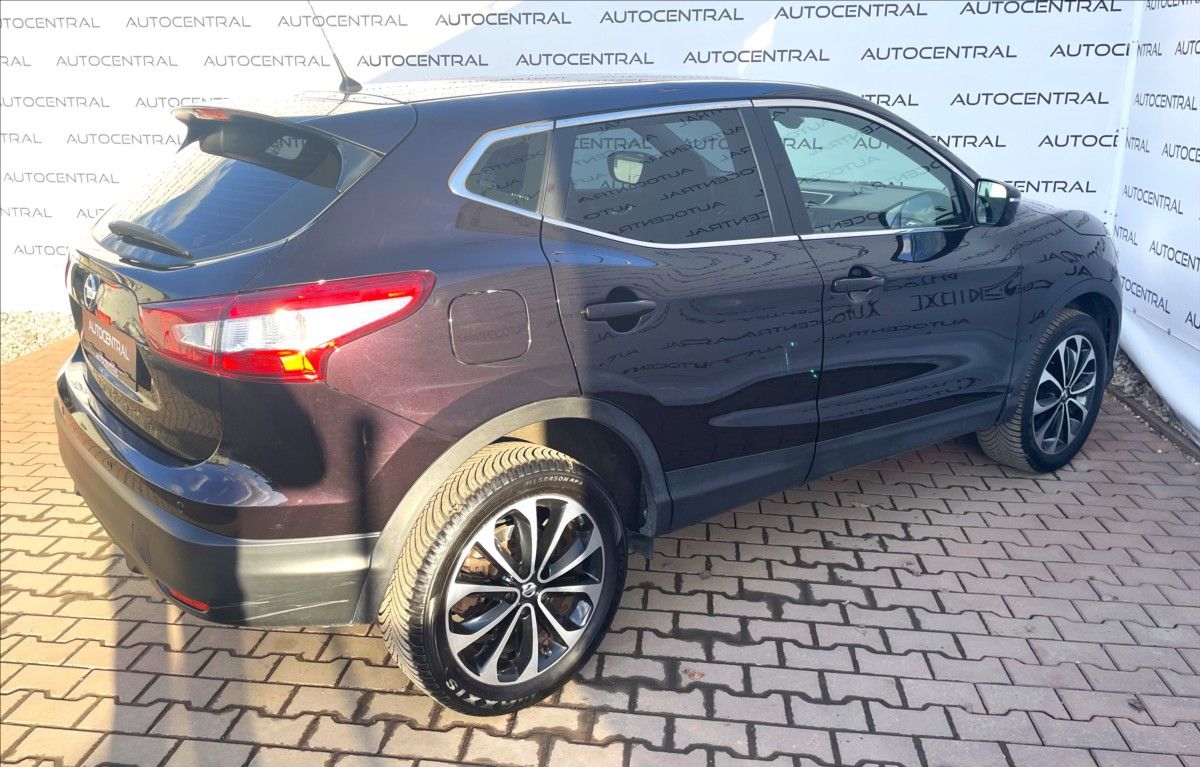Nissan Qashqai, 1,2 Dif-T Czech-line,serv.kn. - fotka 4