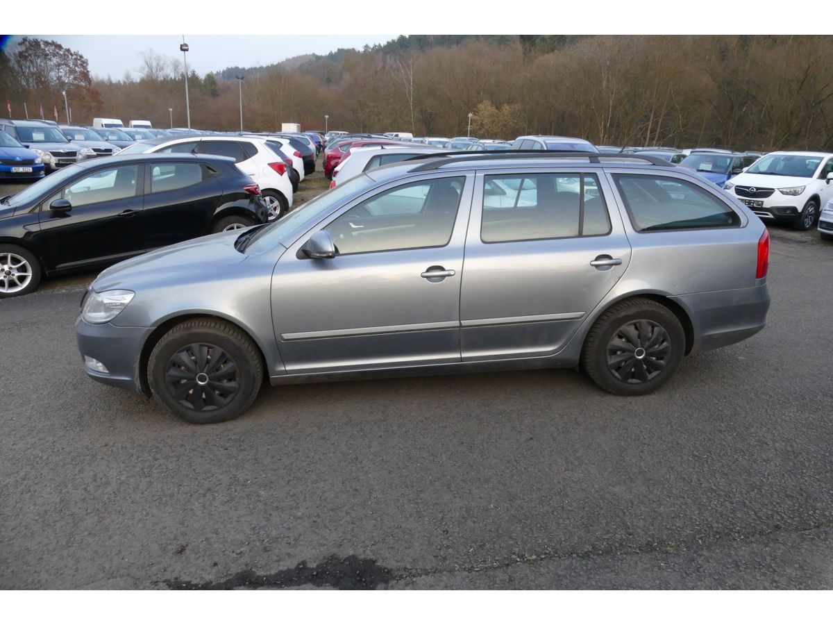 Škoda Octavia, 1,6TDI 77KW KLIMA - fotka 3