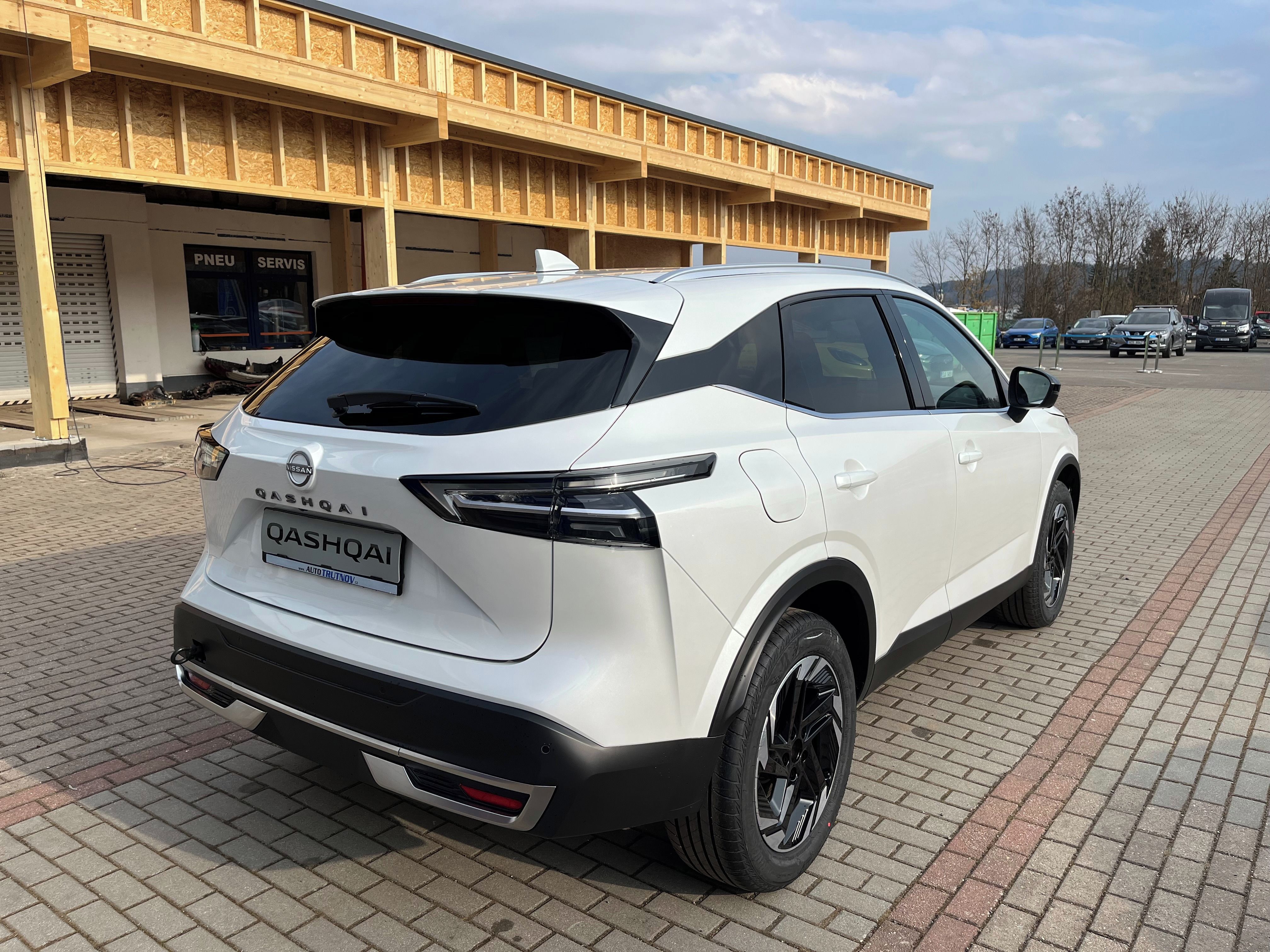 Nissan Qashqai, 1.3DIG-T MHEV 116kW N-Connecta - fotka 5