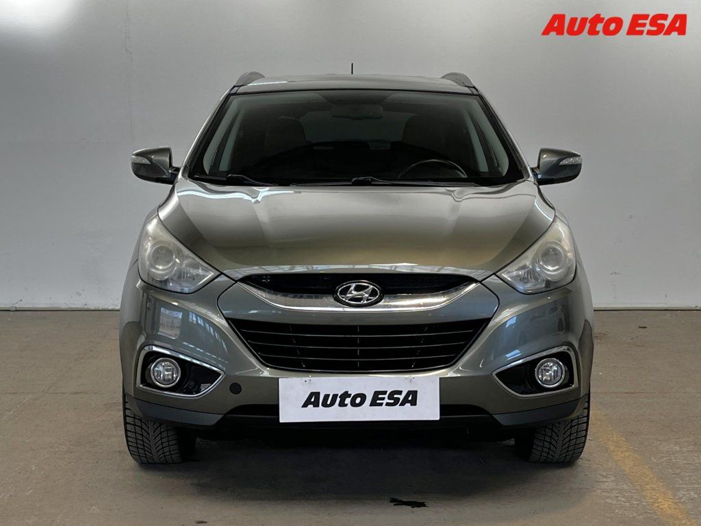 Hyundai ix35, 2.0CRDi 4x4,Xenon,AC - fotka 2