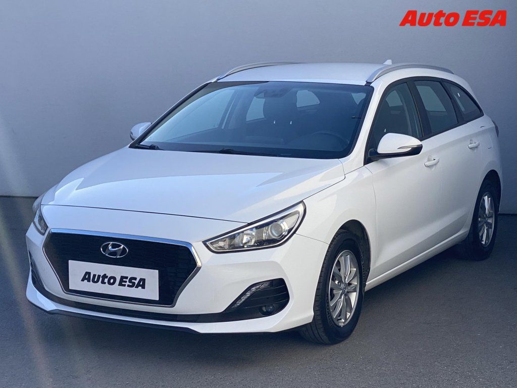Hyundai i30, 1.6 CRDi SW,1.maj,ČR - fotka 3