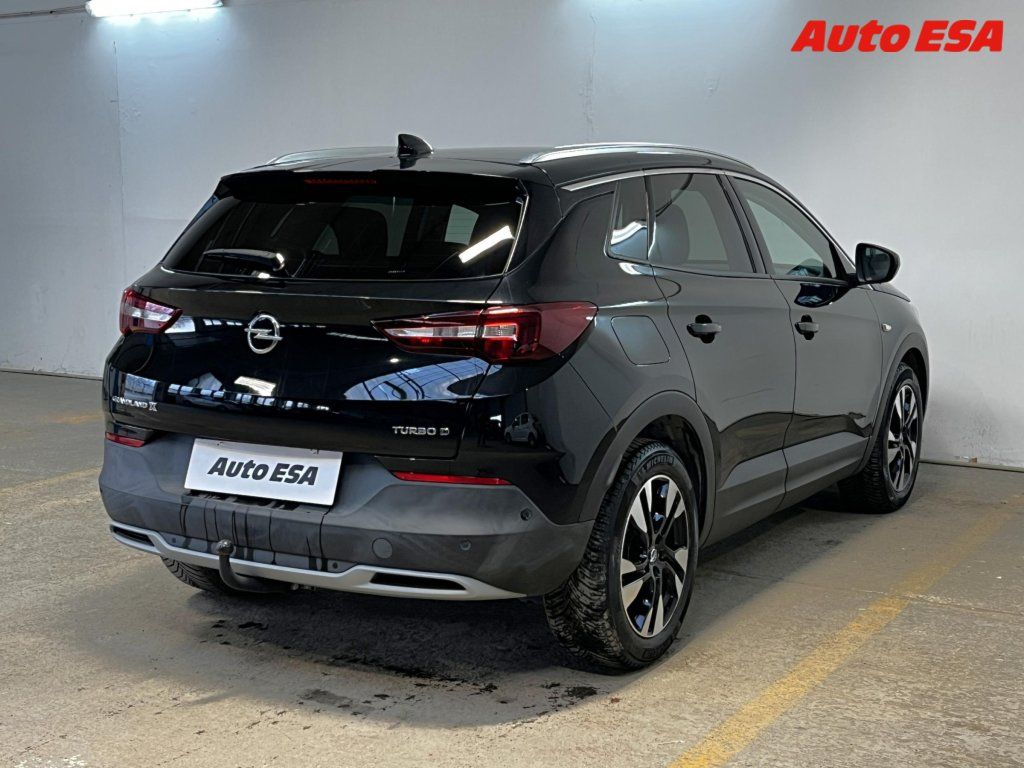 Opel Grandland X, 1.5 CDTI,Innovation,TZ - fotka 4