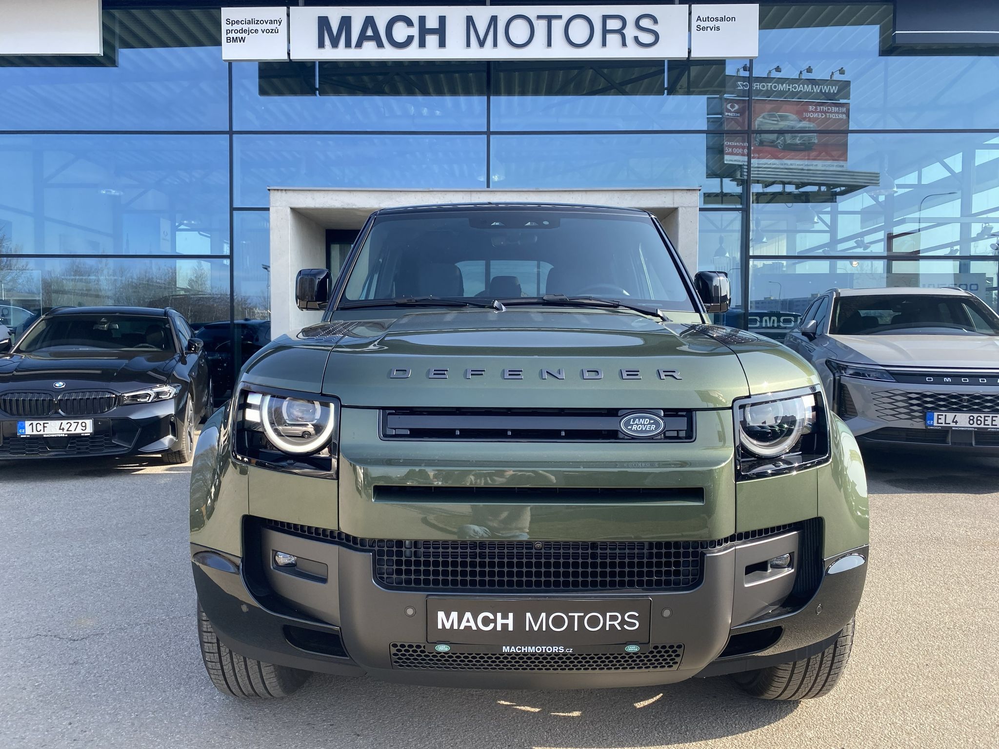 Land Rover Defender, HSE X-Dynamic D350 110 - fotka 3