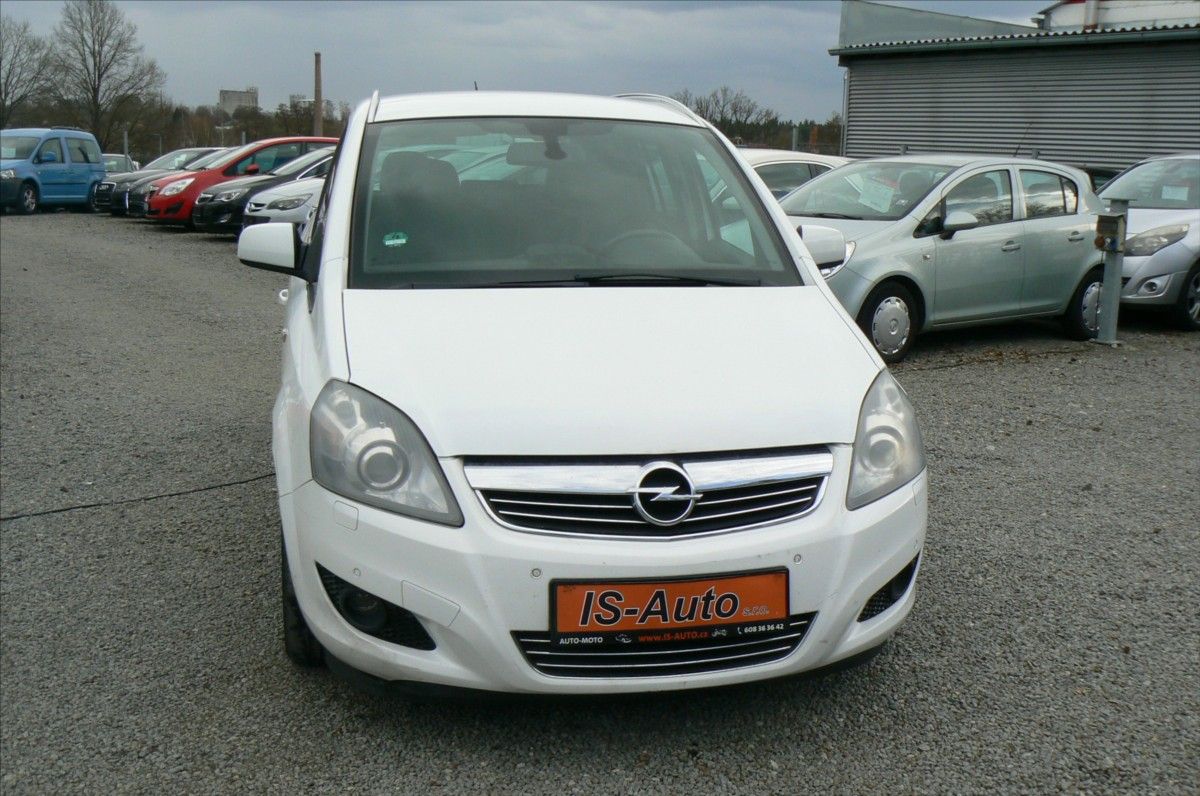 Opel Zafira, 1,9 CDTi -7 míst - fotka 3