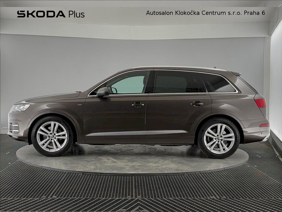 Audi Q7, TDI200 kW S-line Quattro 8TT - fotka 3