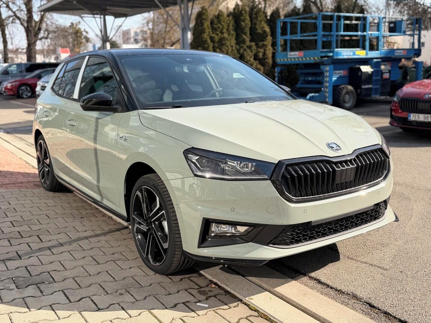 Škoda Fabia, Monte Carlo  1,0 TSI 85 kW - fotka 3