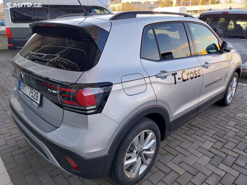Volkswagen T-Cross, People 1.0 TSI 85 kW - fotka 3