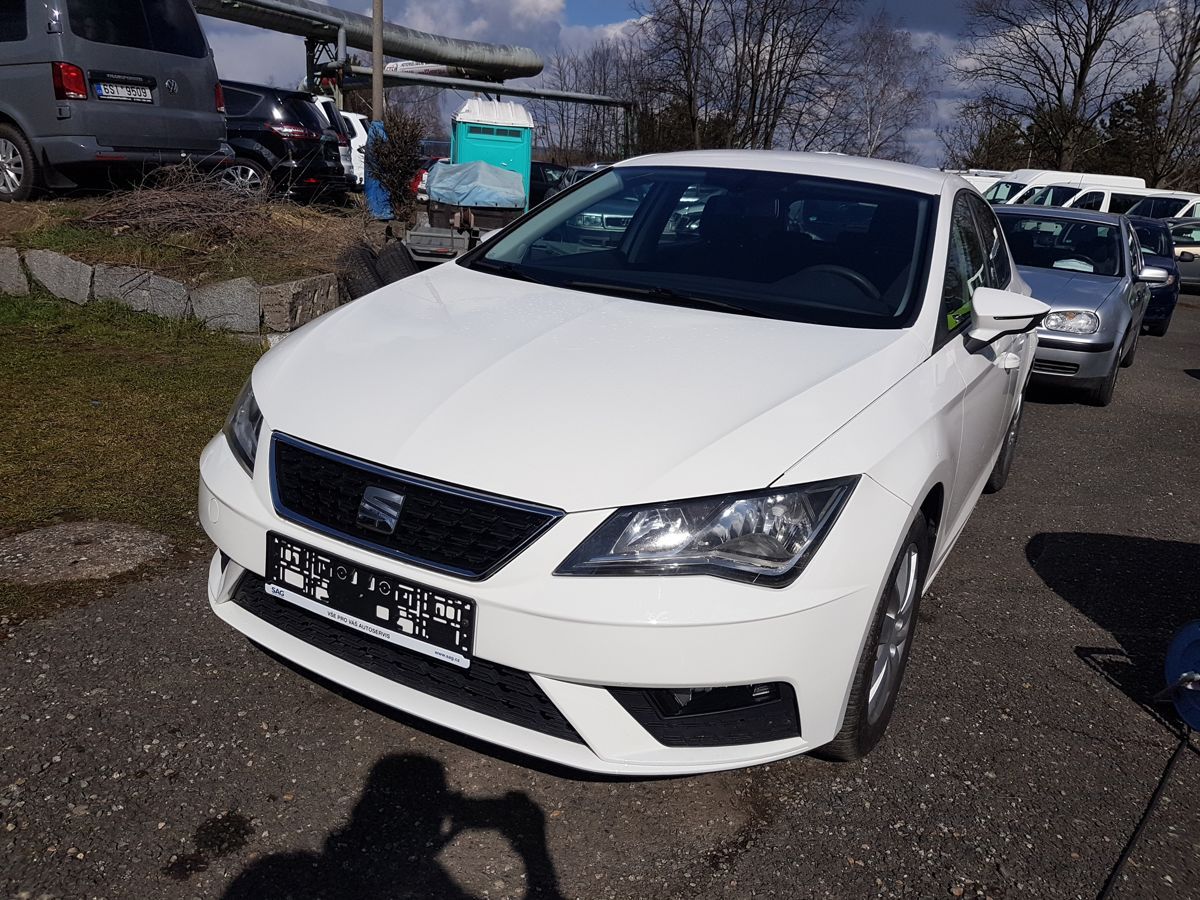Seat Leon, 1.2TSi 81KW 6RYCHLOSTÍ - fotka 3
