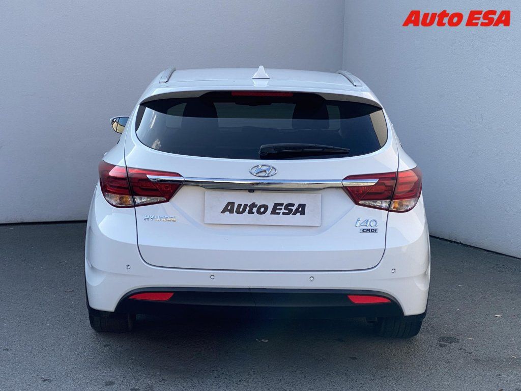Hyundai i40, 1.7 CRDi,ČR,Navi,kamera - fotka 5