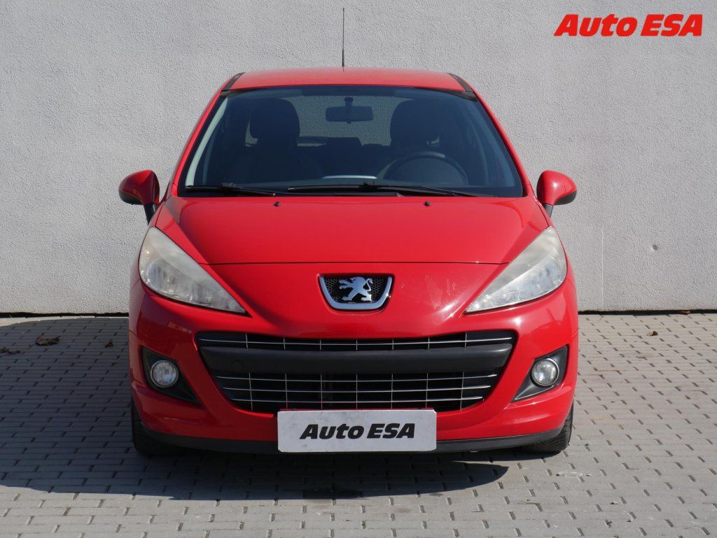 Peugeot 207, 1.4i,ČR,AC,temp,STK3/28 - fotka 2