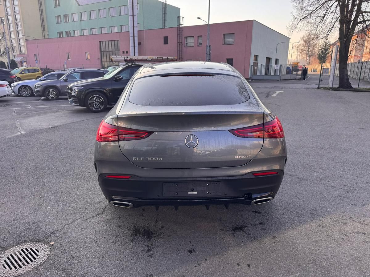 Mercedes-Benz GLE, 300 d 4MATIC kupé - fotka 6