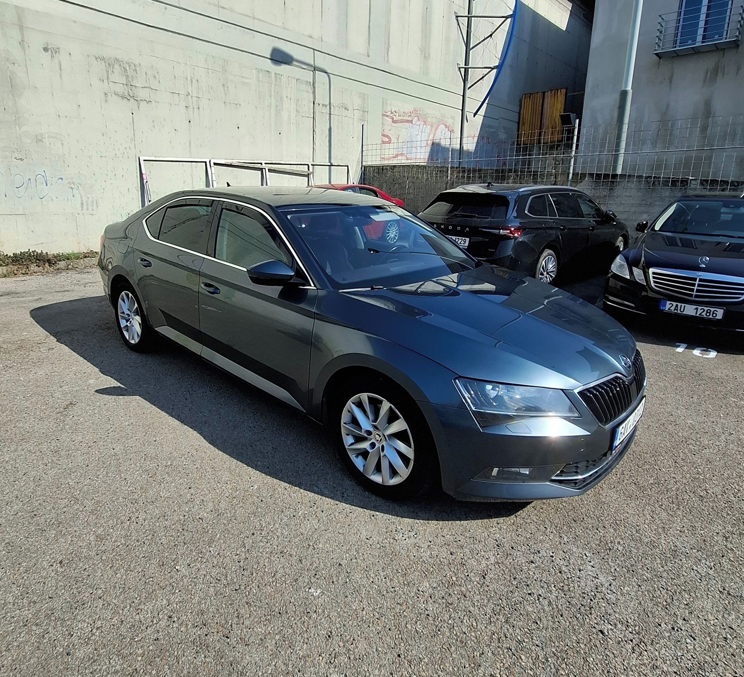 Škoda Superb, Škoda Superb 2.0 TDI - fotka 5