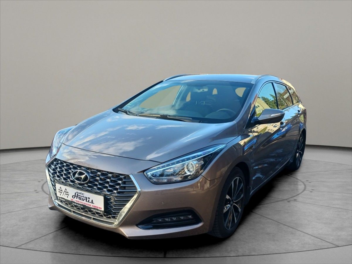 Hyundai i40, 1,6 CRDI KOMBI DCT - fotka 2
