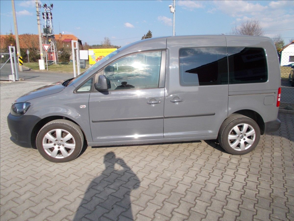 Volkswagen Caddy, 1,6 TDI NOVÉ ROZVODY KLIMA OK - fotka 5
