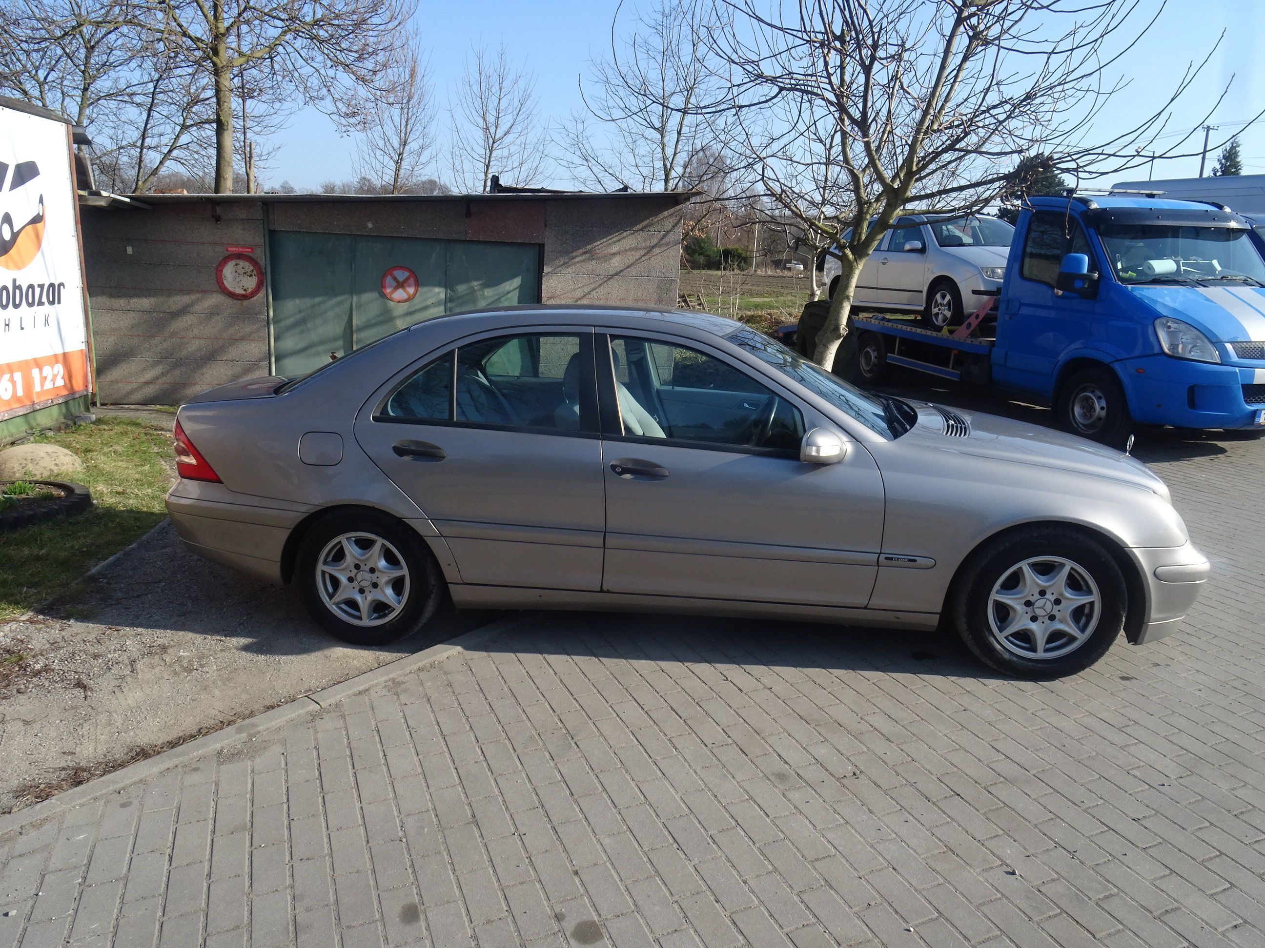Mercedes-Benz Třídy C, 200 OPAČNE ŘIZENÍ !! - fotka 3