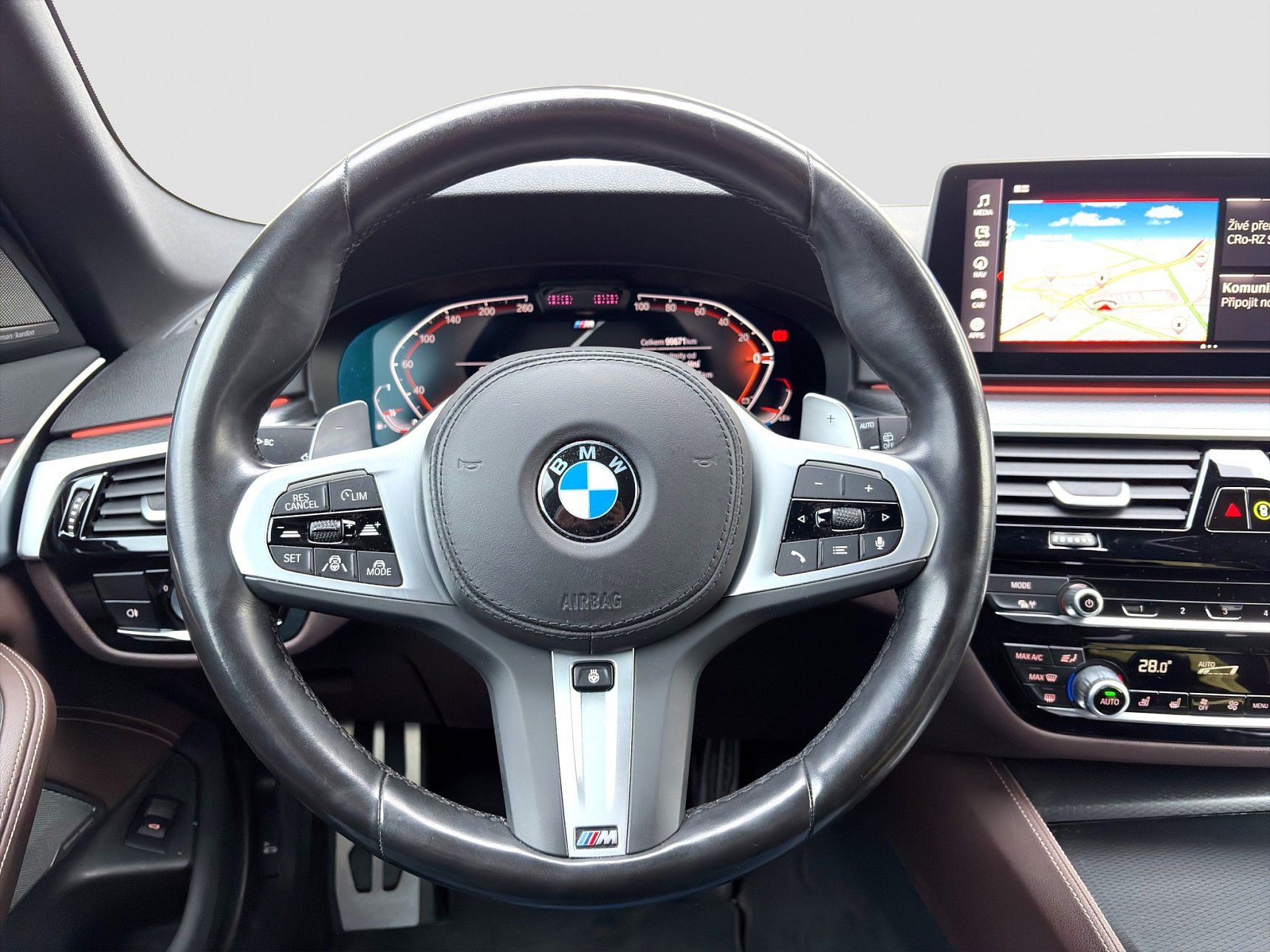 BMW Řada 5 - fotka 6