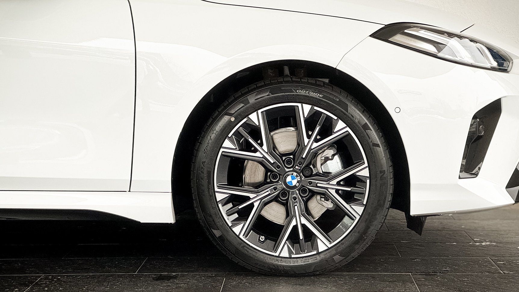 BMW Řada 1 - fotka 4