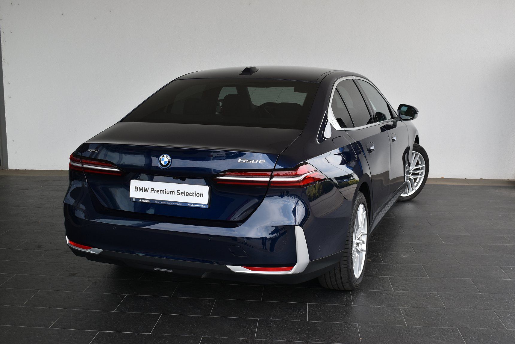 BMW Řada 5 - fotka 2
