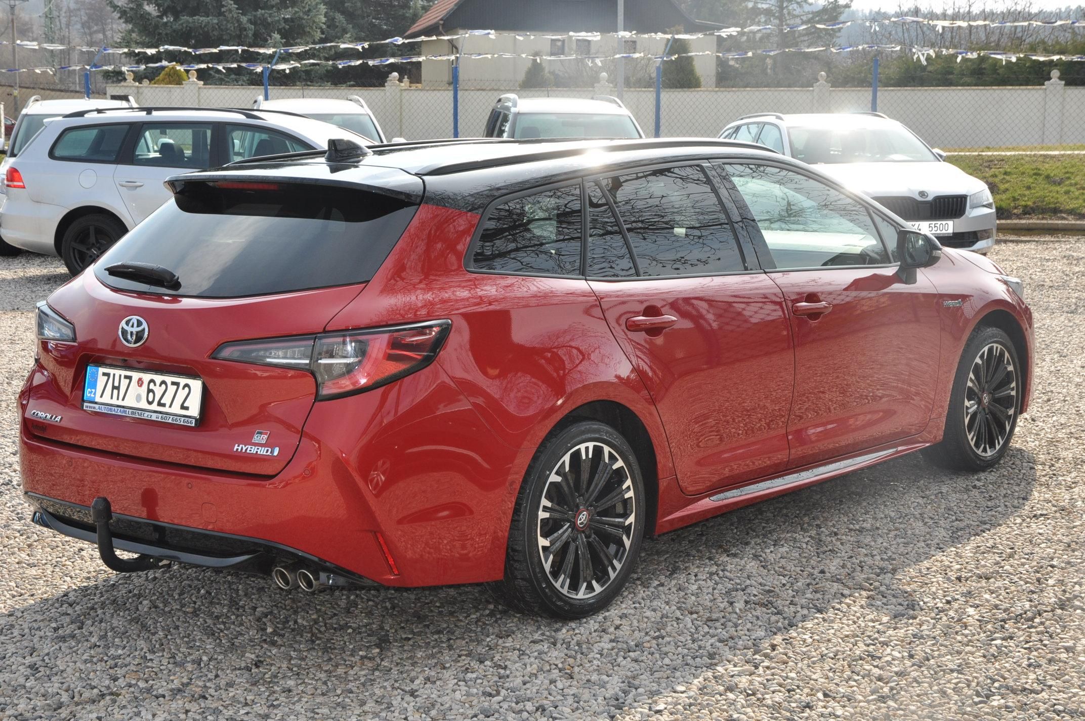 Toyota Corolla, 2.0 Hybrid 112kW KOMBI GR - fotka 3