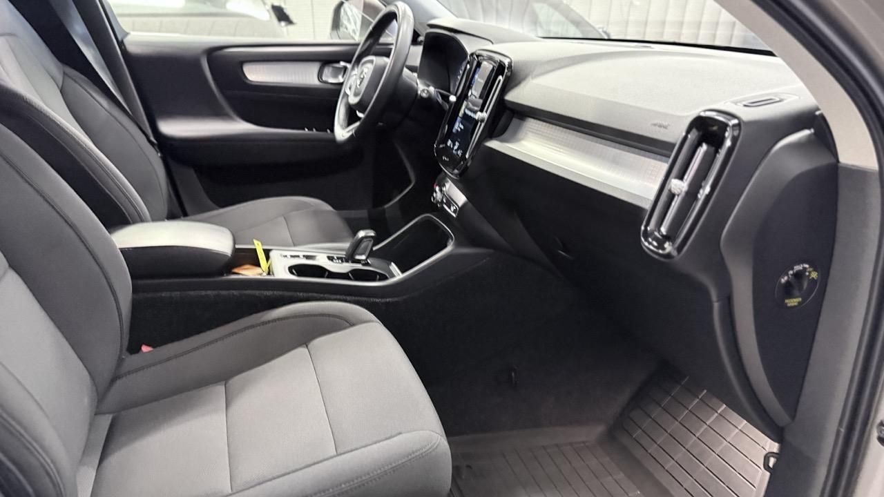 Volvo XC40, T4,Inscription ,ČR,ZÁRUKA - fotka 2