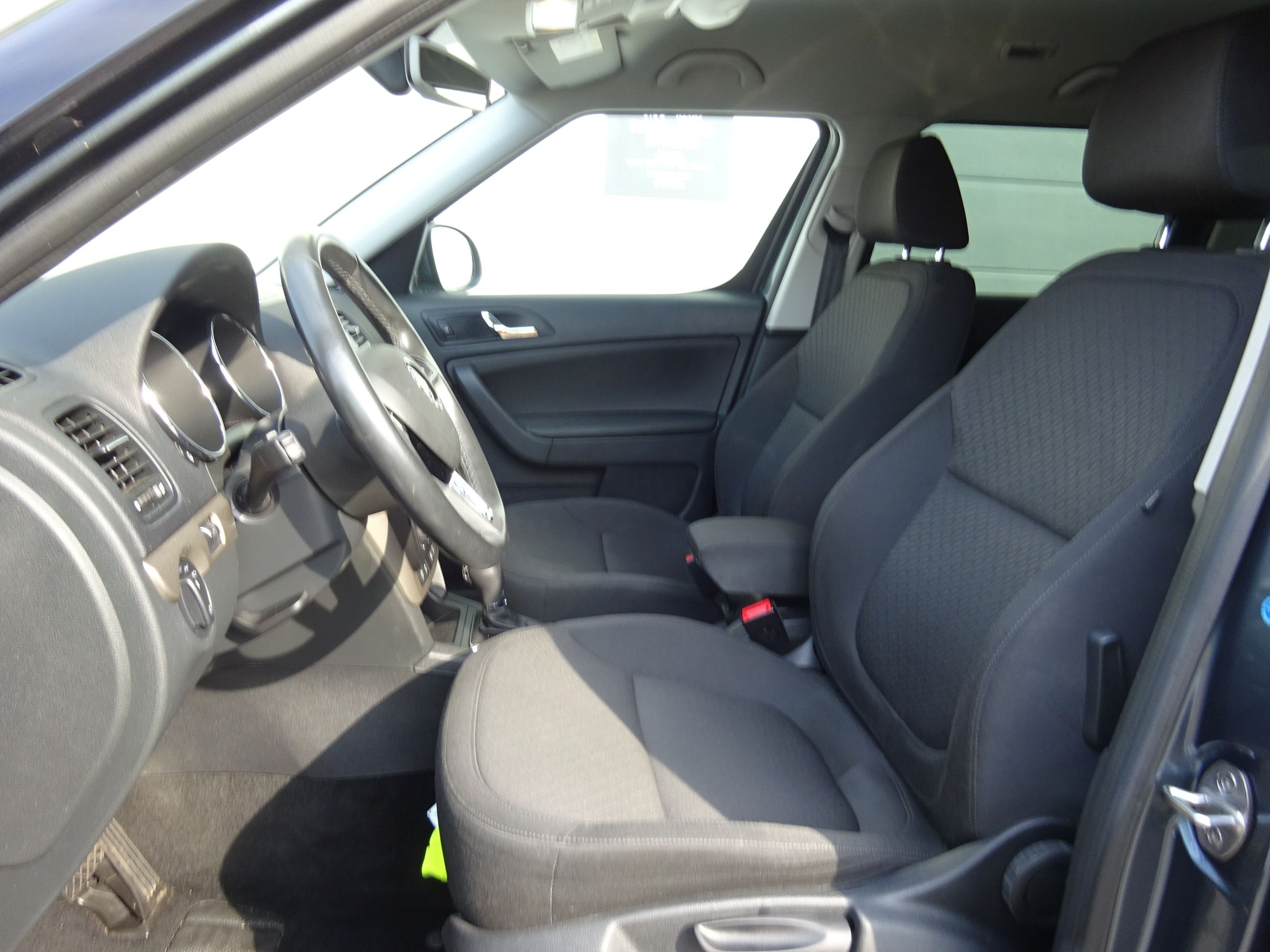 Škoda Yeti, 2.0 TDi DSG - fotka 5