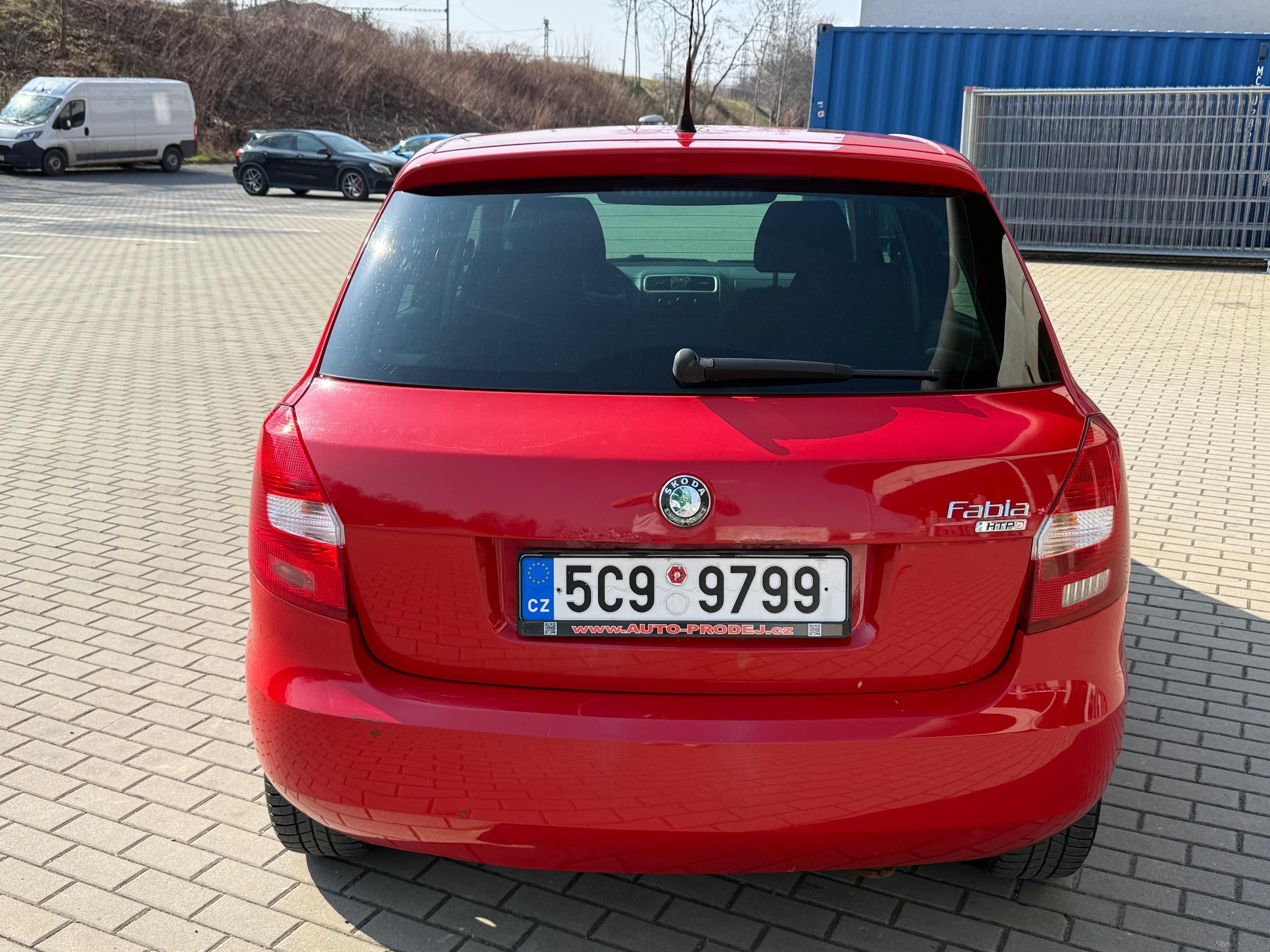 Škoda Fabia, 1.2HTP, 44kw Původ ČR - fotka 4