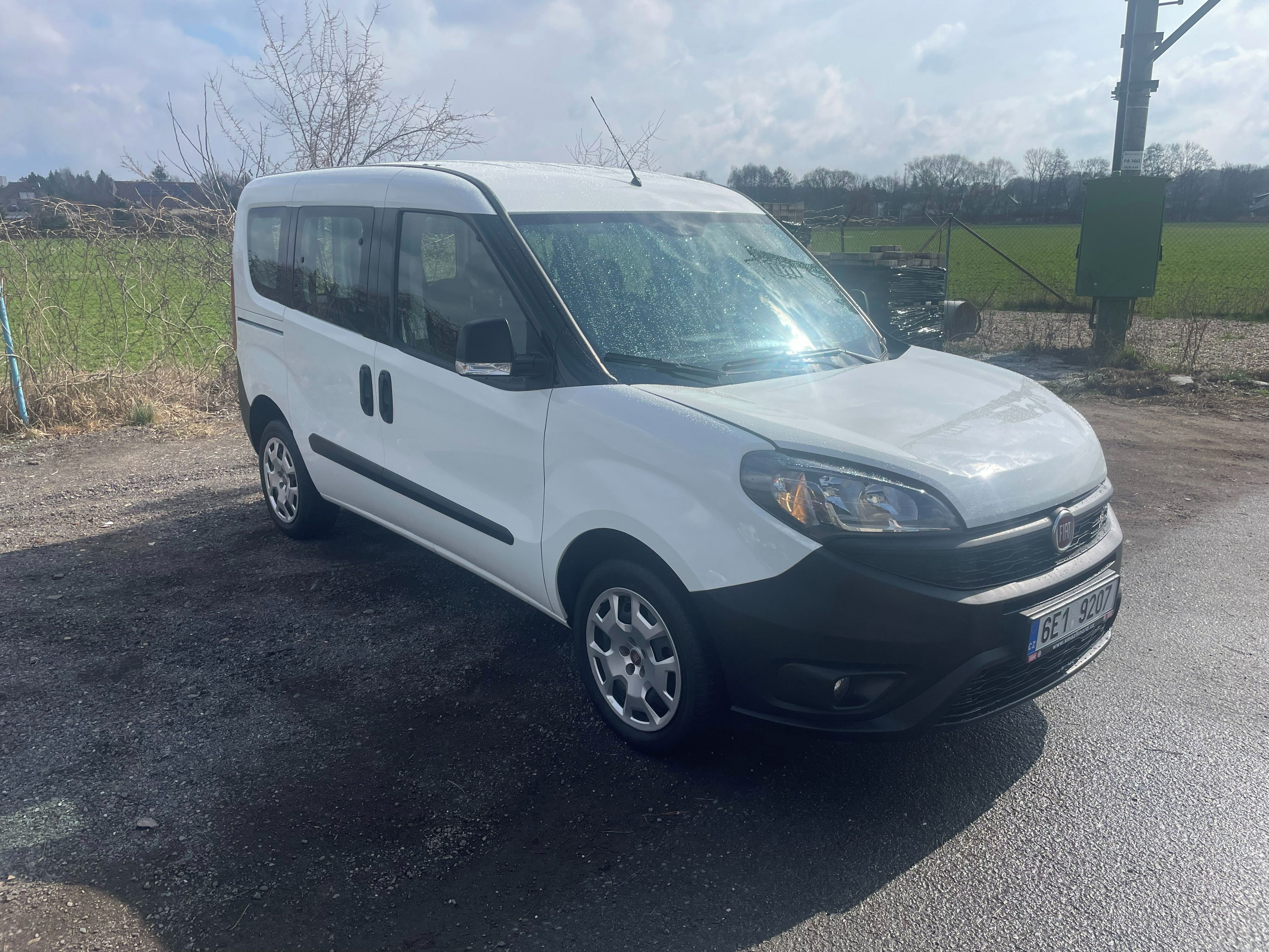 Fiat Dobló, 1,4 - Servisováno - fotka 2