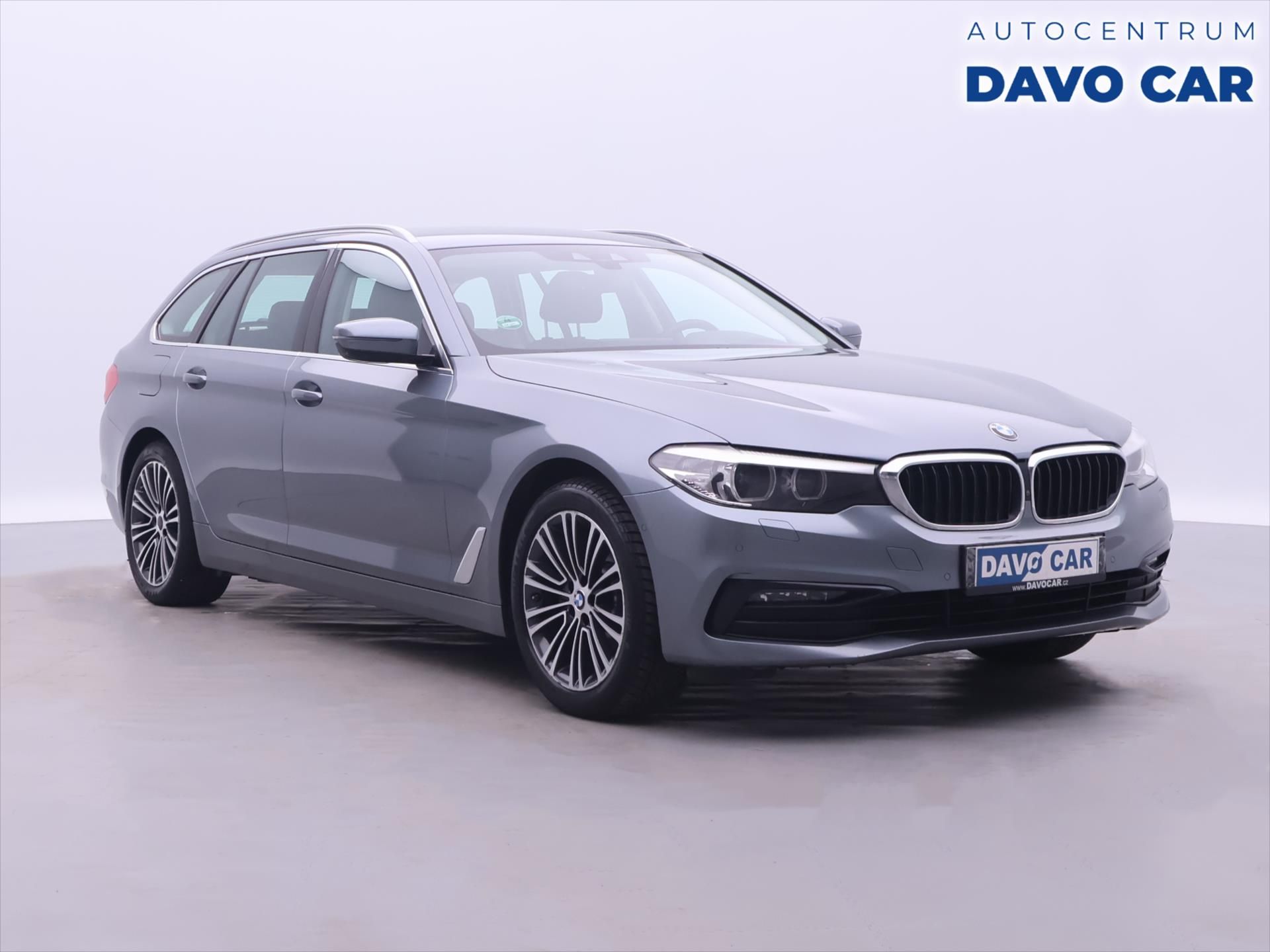 BMW Řada 5, 2,0 520d 140 kW CZ DPH 1.Maj.