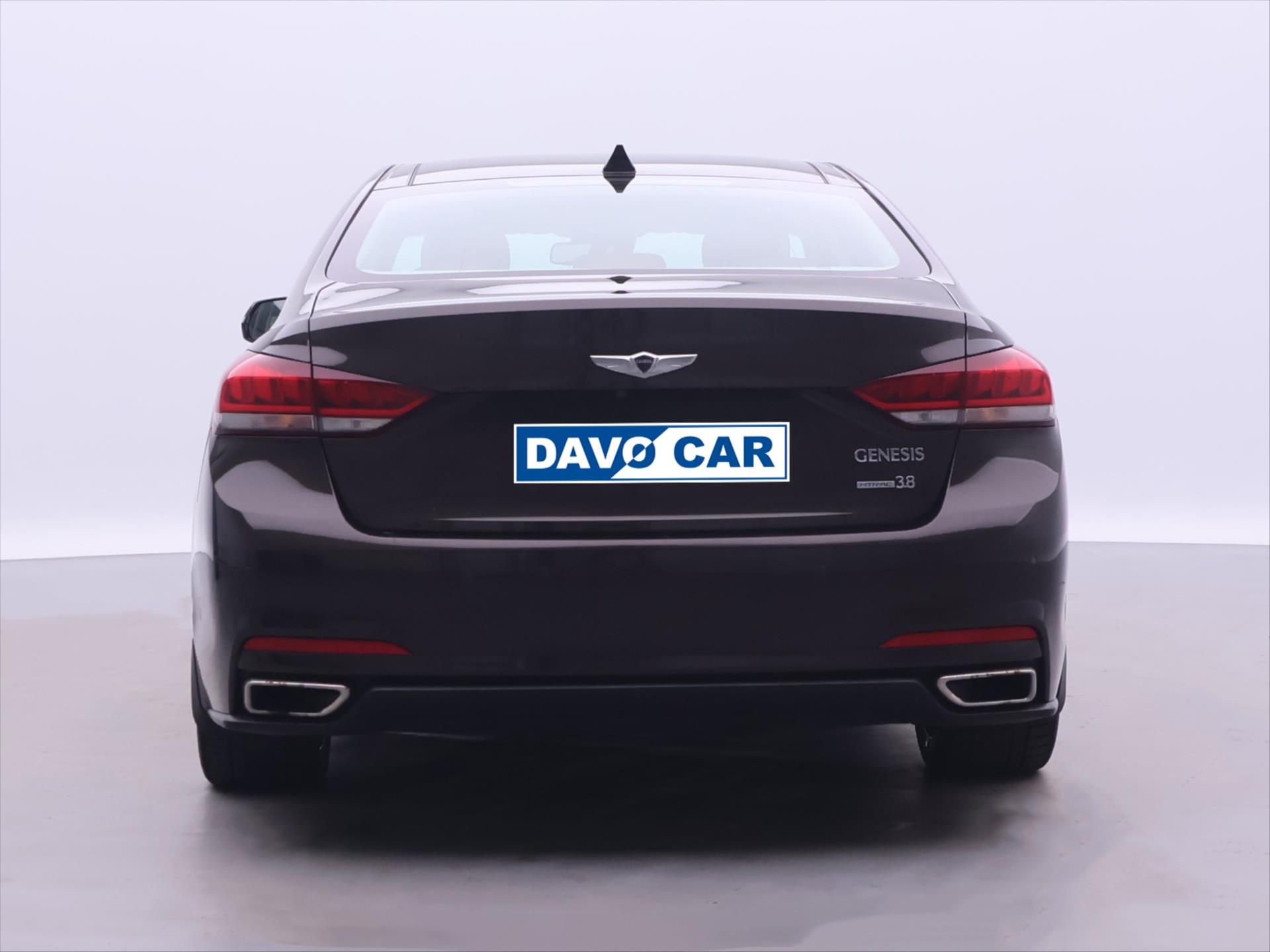 Hyundai Genesis, 3,8 GDI 232kW CZ DPH - fotka 6