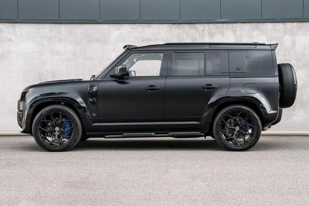 Land Rover Defender, P400e 110 S Urban Widebod - fotka 5