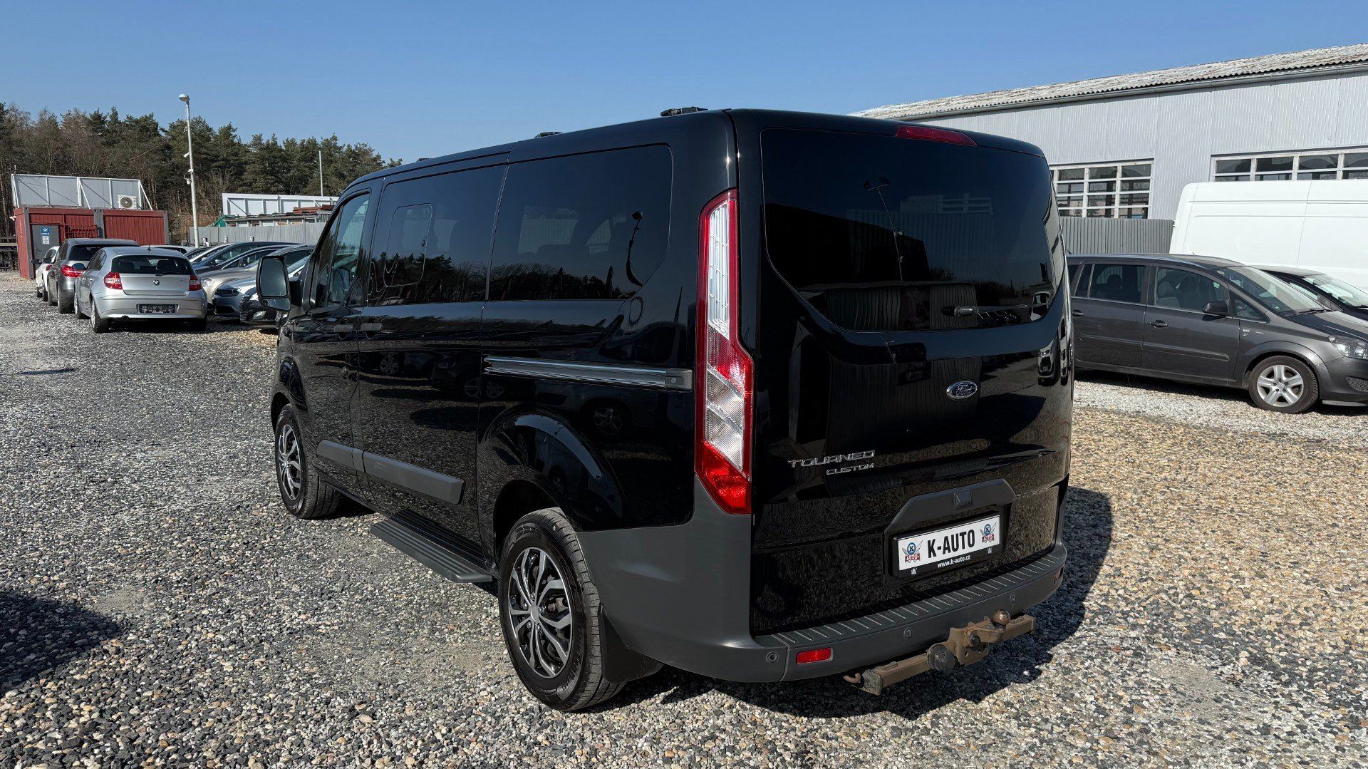 Ford Tourneo Custom, 2.0TDCi 125kW*A/T*8míst*Tažne* - fotka 6