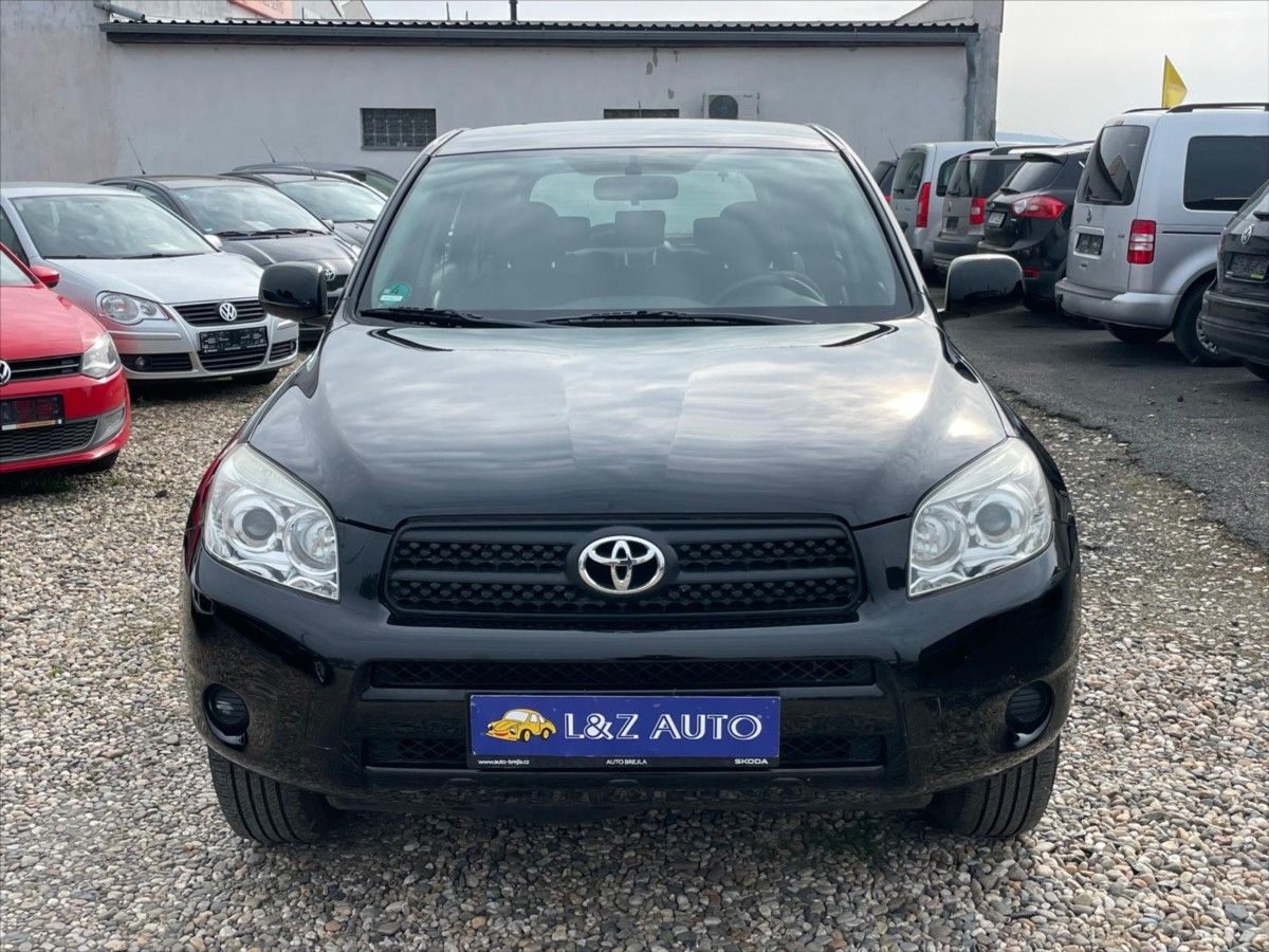 Toyota Rav4, 2,0 16V - fotka 3
